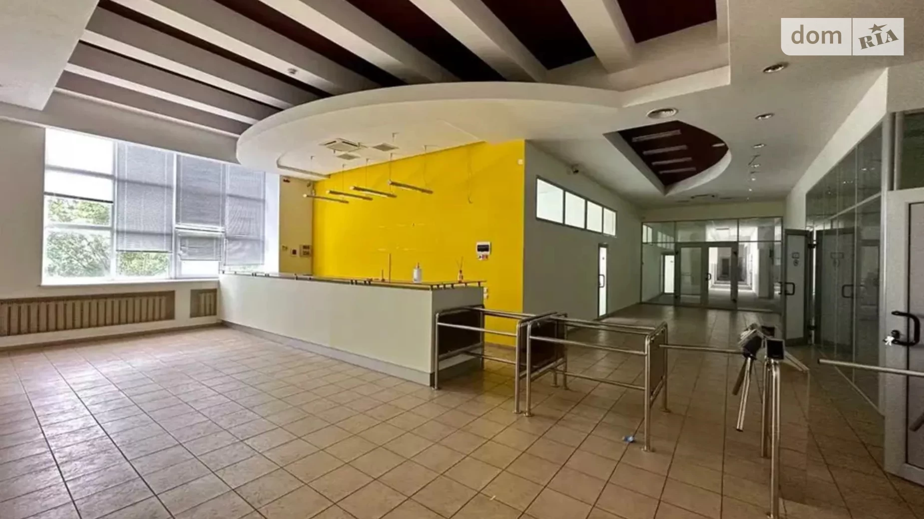 Сдается в аренду офис 1100 кв. м в бизнес-центре, цена: 137500 грн - фото 2