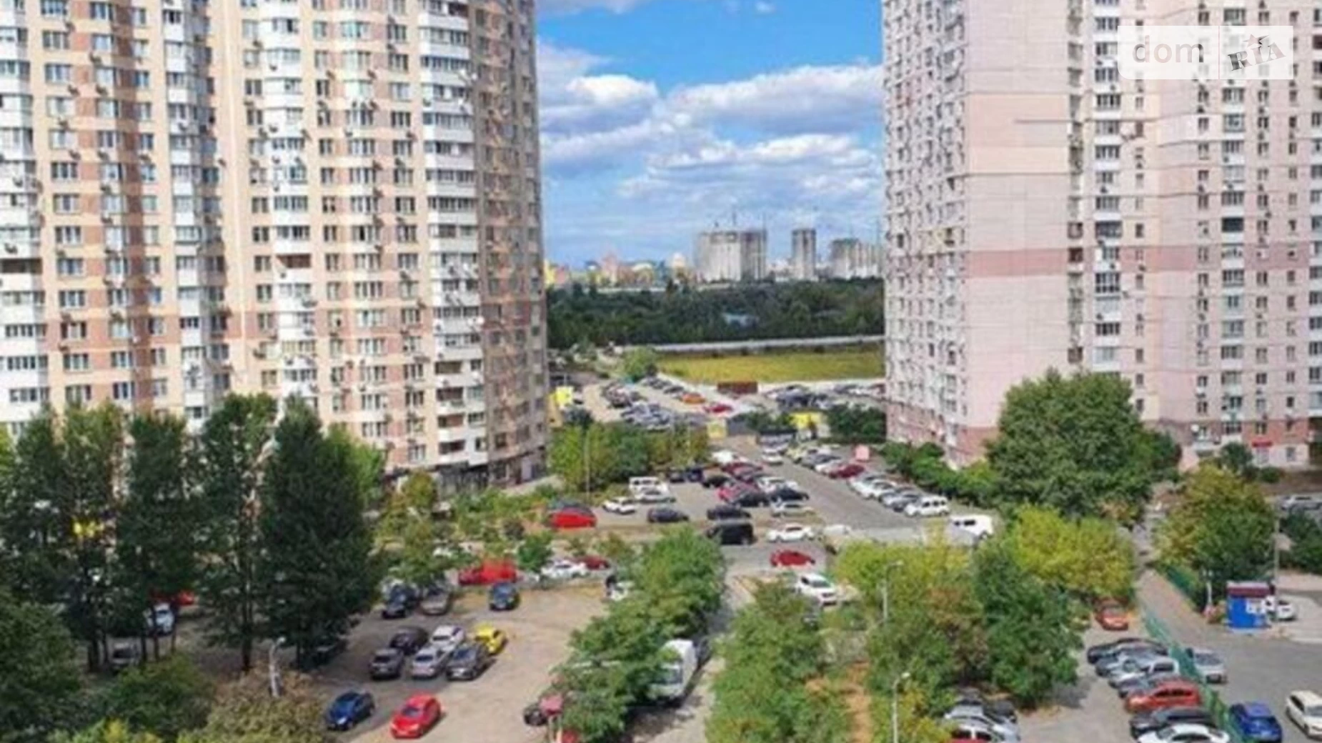 Продается 3-комнатная квартира 93 кв. м в Киеве, просп. Петра Григоренко