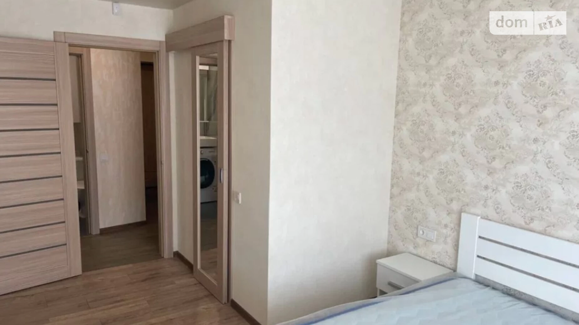 Продается 2-комнатная квартира 42 кв. м в Полтаве, ул. Мазепы Ивана