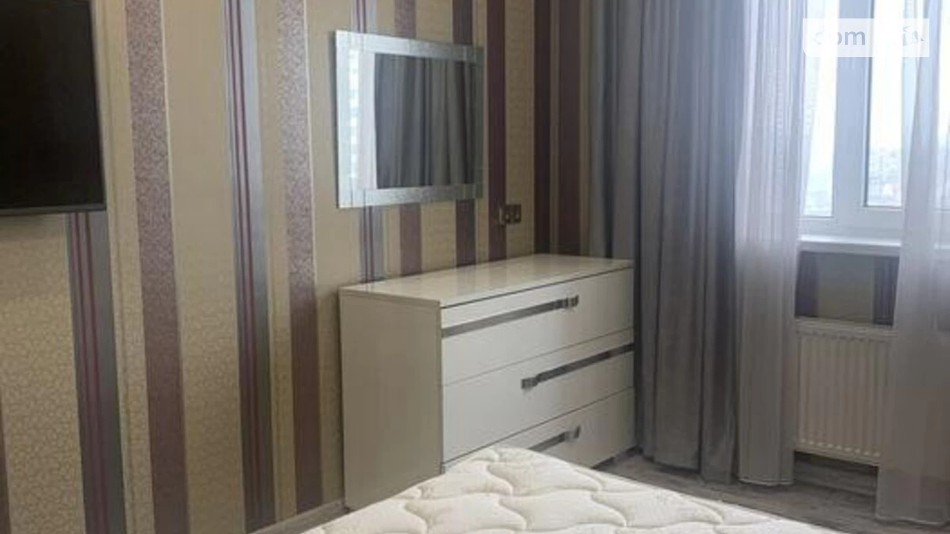 Продается 2-комнатная квартира 65 кв. м в Киеве, ул. Андрея Верхогляда(Драгомирова), 2А - фото 3