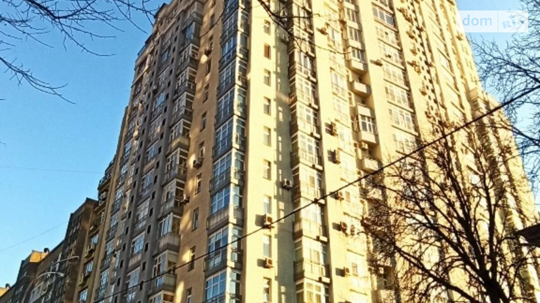 Продается 2-комнатная квартира 90 кв. м в Киеве, ул. Панаса Мирного, 17