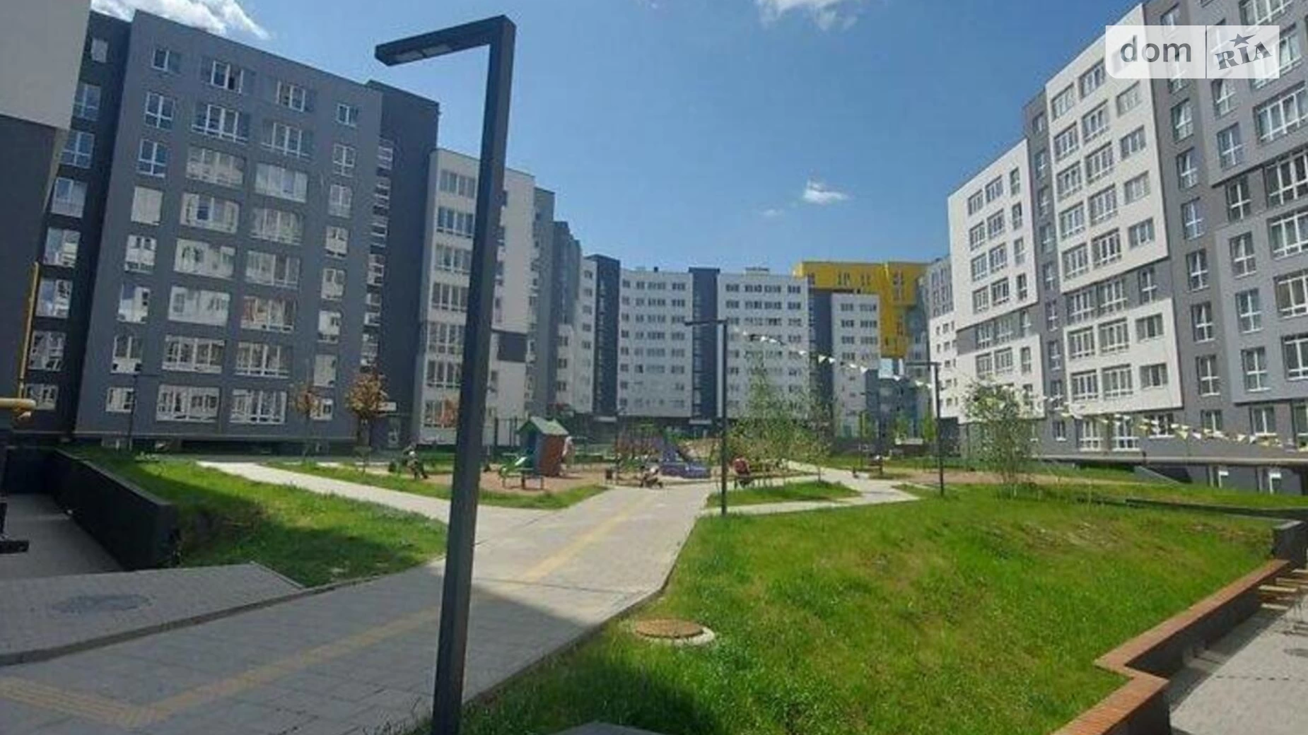 Продается 3-комнатная квартира 91 кв. м в Львове, ул. Владимира Великого, 10 - фото 2