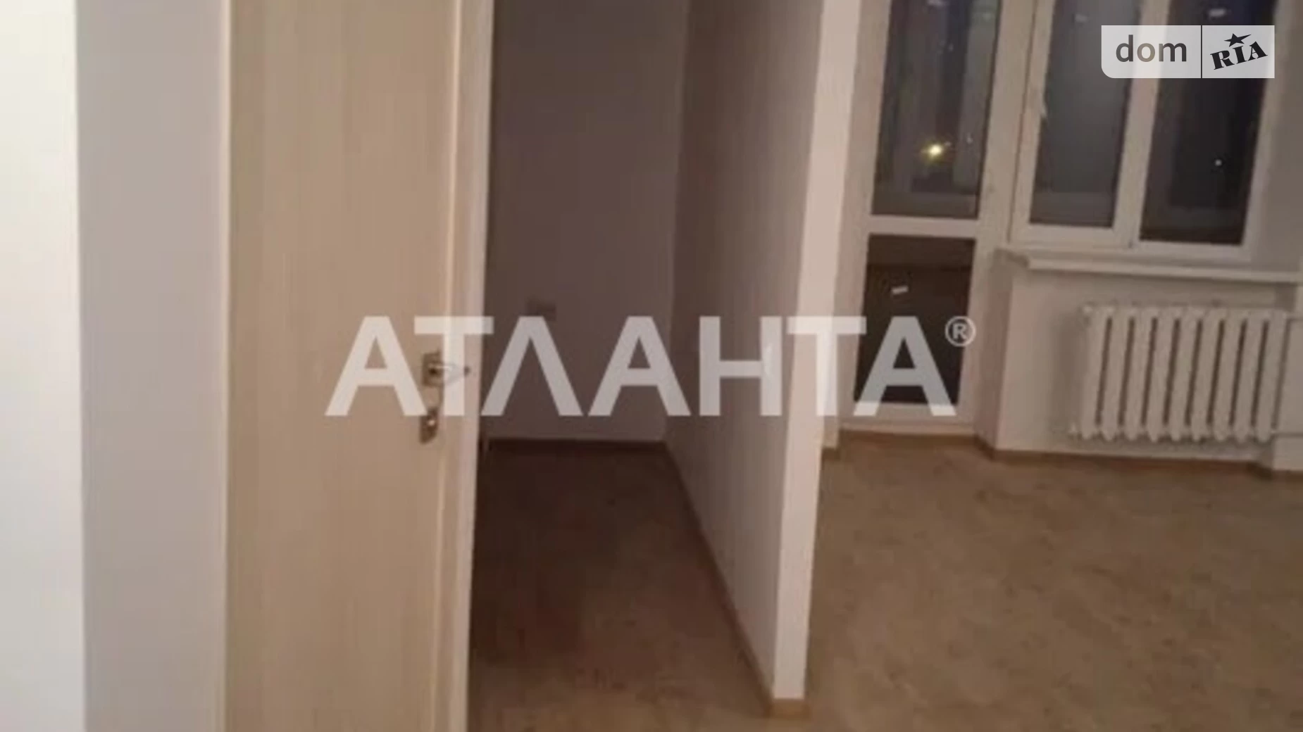 Продается 1-комнатная квартира 31.8 кв. м в Одессе, ул. Героев Крут