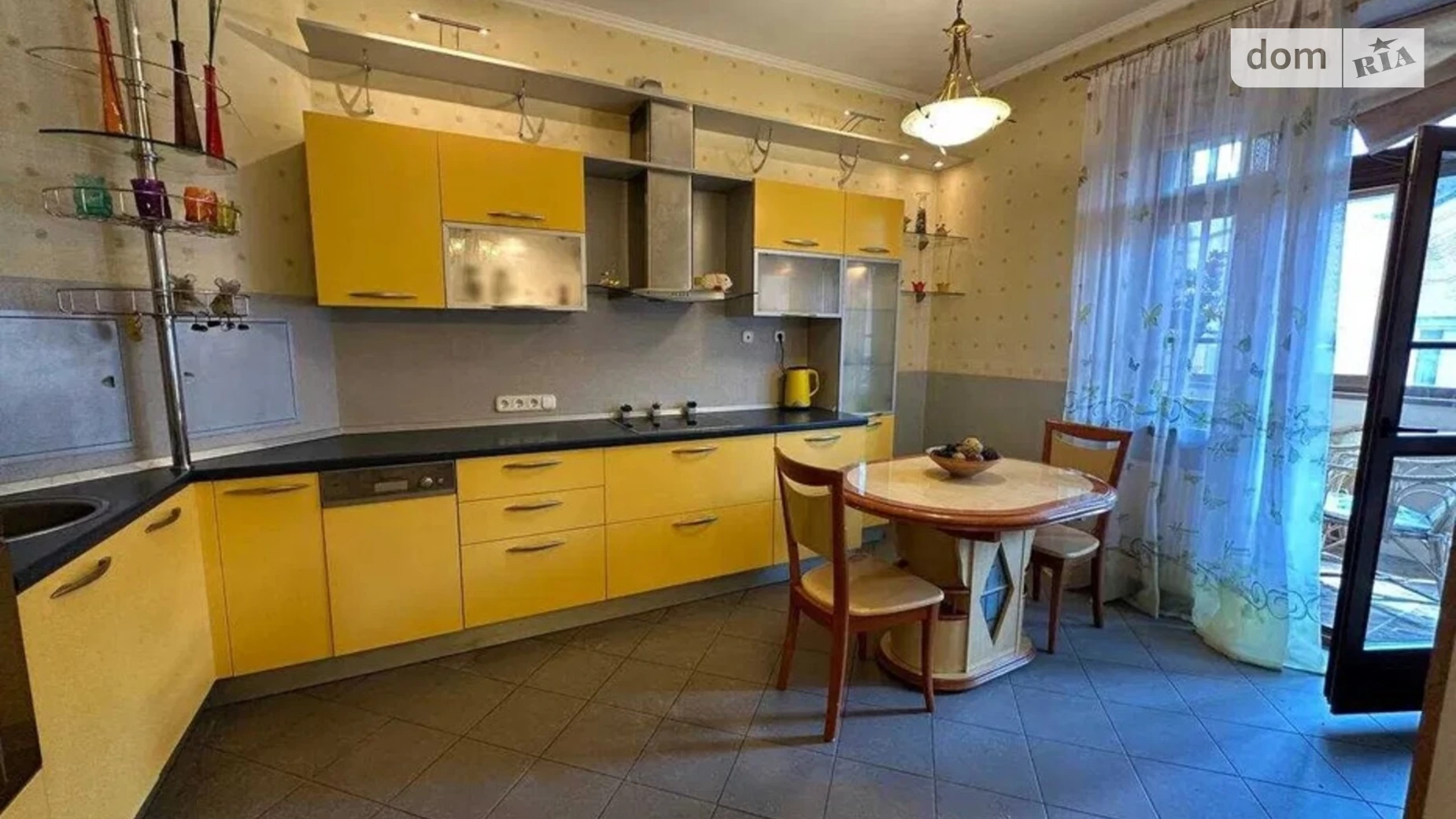 Продается 3-комнатная квартира 108 кв. м в Киеве, ул. Павловская, 18 - фото 2