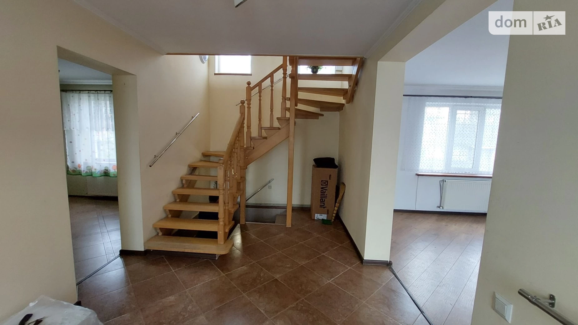 Продается дом на 2 этажа 250 кв. м с верандой, цена: 155000 $ - фото 3