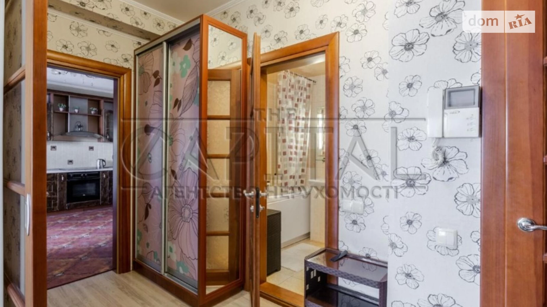 Продается 1-комнатная квартира 50 кв. м в Киеве, ул. Николая Гришко, 9
