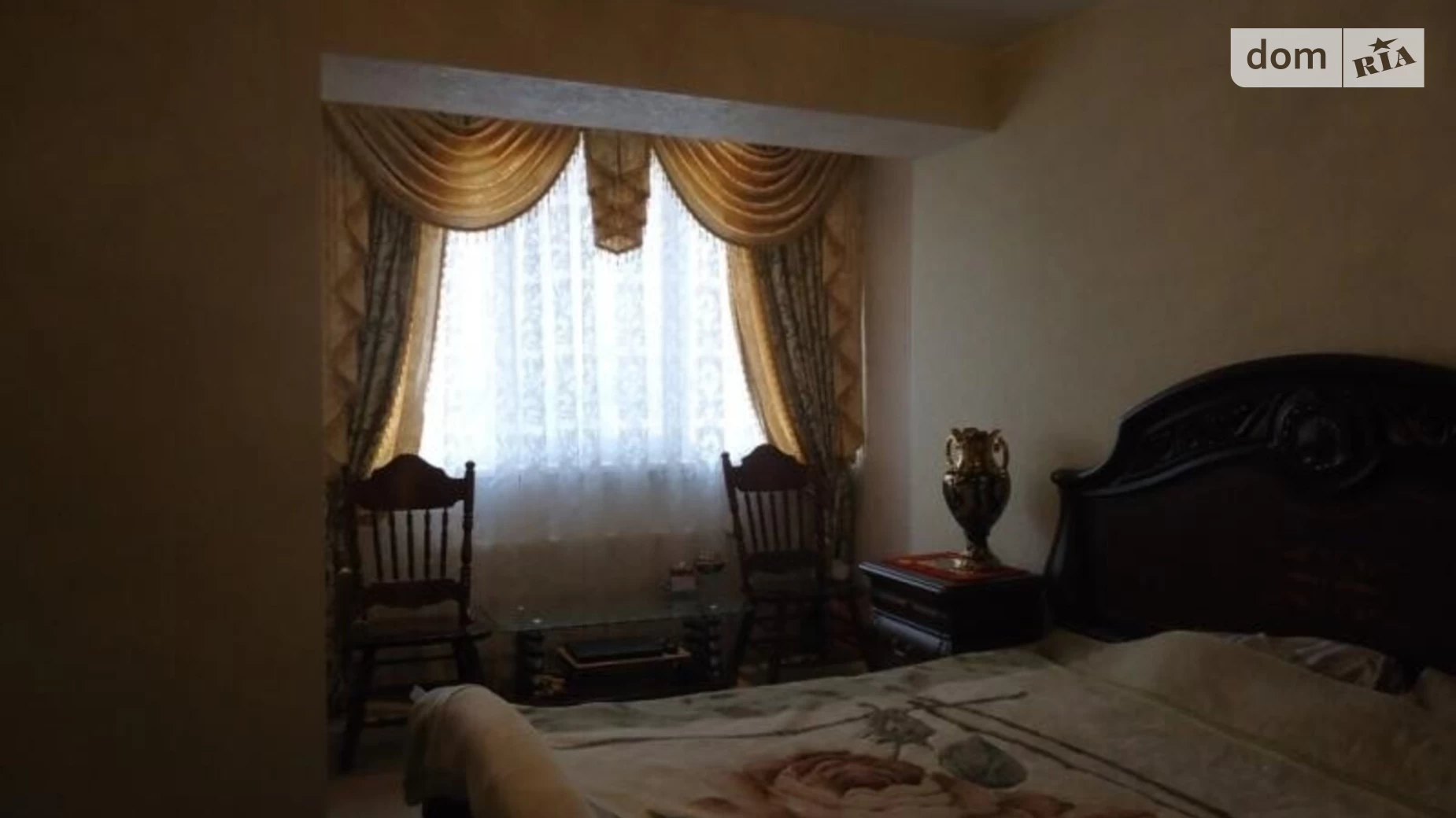 Продается 3-комнатная квартира 105 кв. м в Одессе, ул. Марсельская