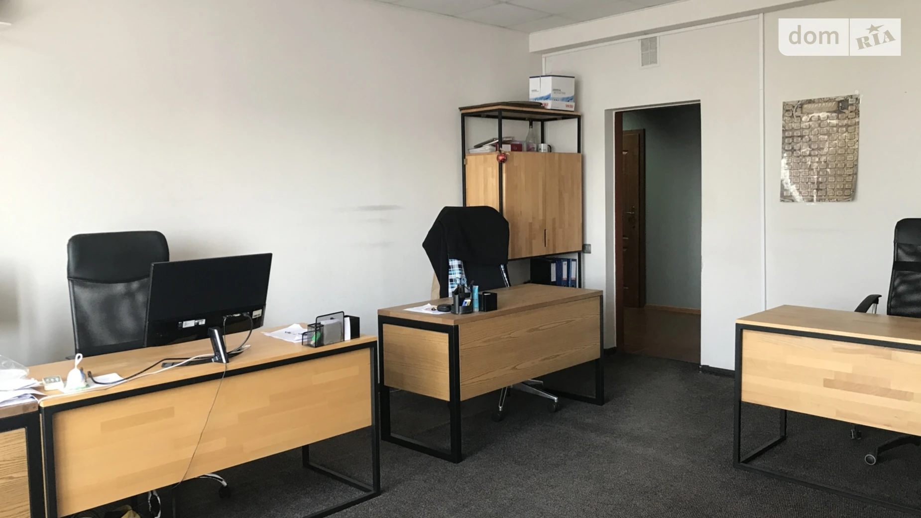 Сдается в аренду офис 561.79 кв. м в бизнес-центре, цена: 212357 грн - фото 3