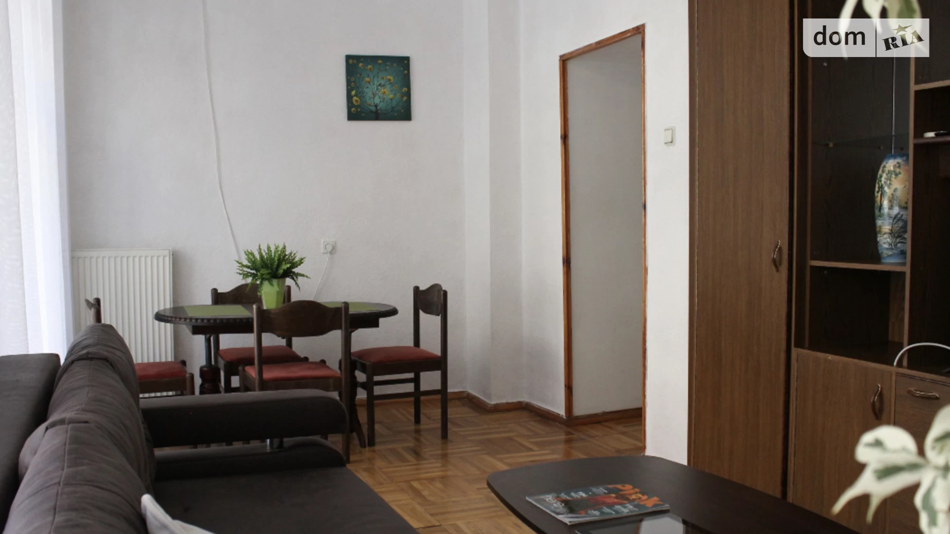 Продається 2-кімнатна квартира 50 кв. м у Одесі, вул. Дерибасівська