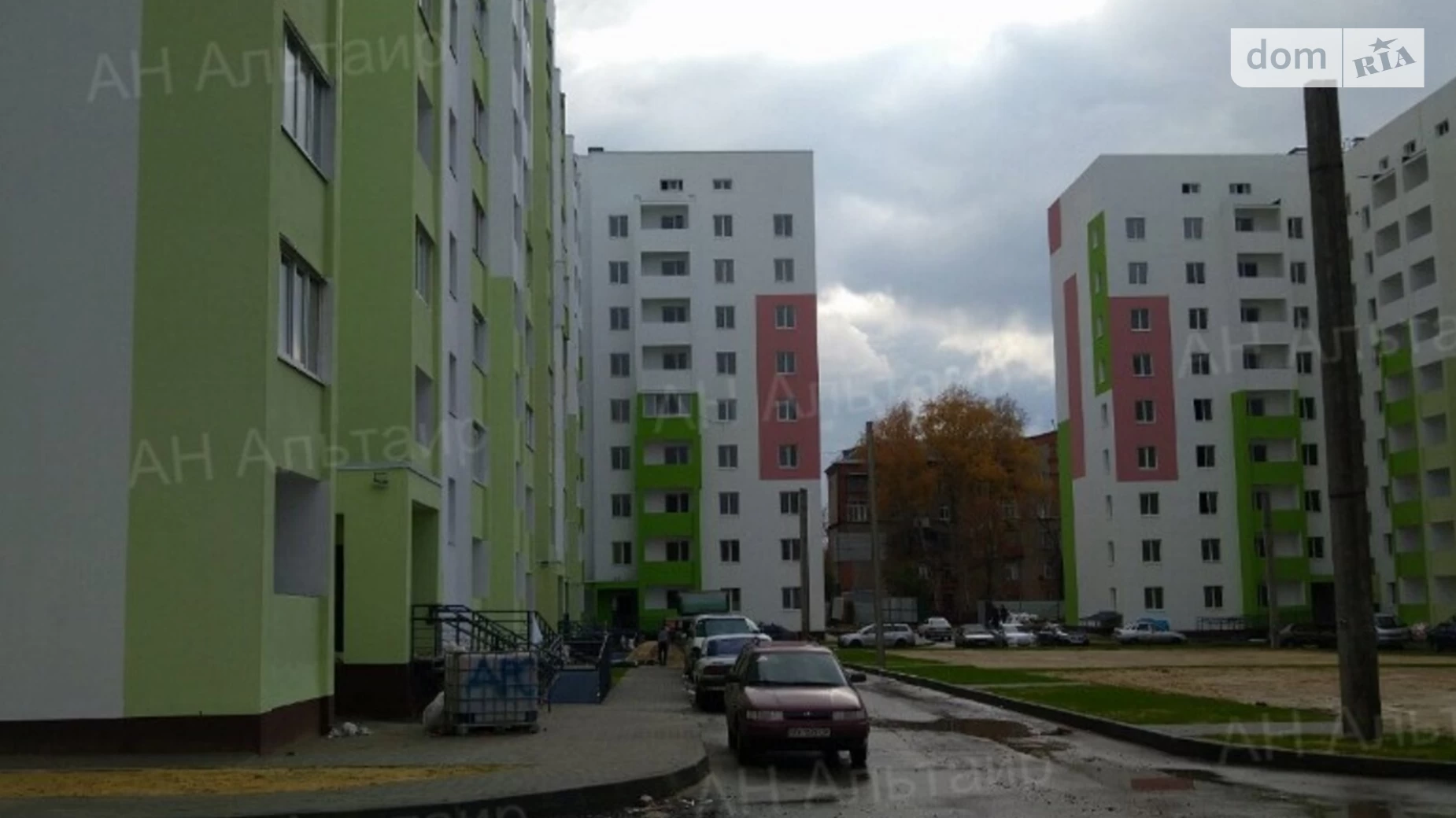 Продается 2-комнатная квартира 76 кв. м в Харькове, ул. Двенадцатого Апреля