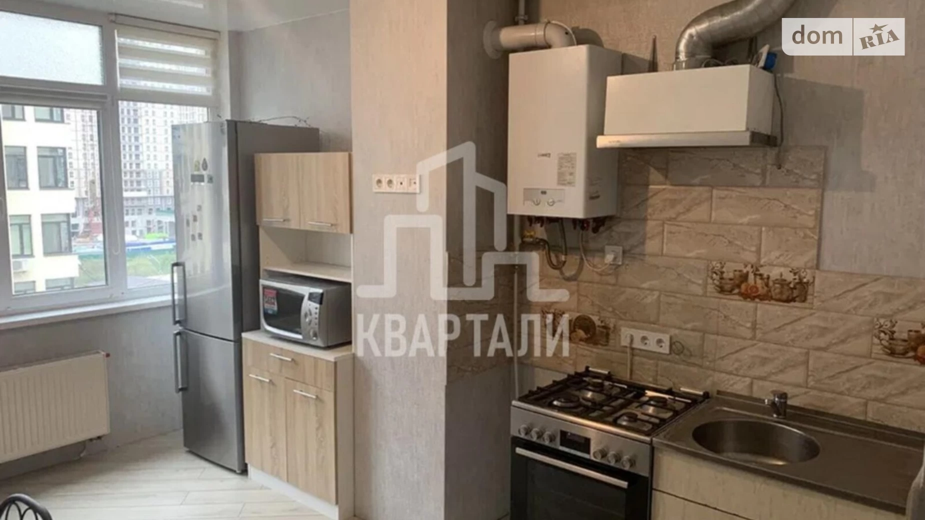 Продается 1-комнатная квартира 45 кв. м в Киеве, ул. Юношеская, 21 - фото 2
