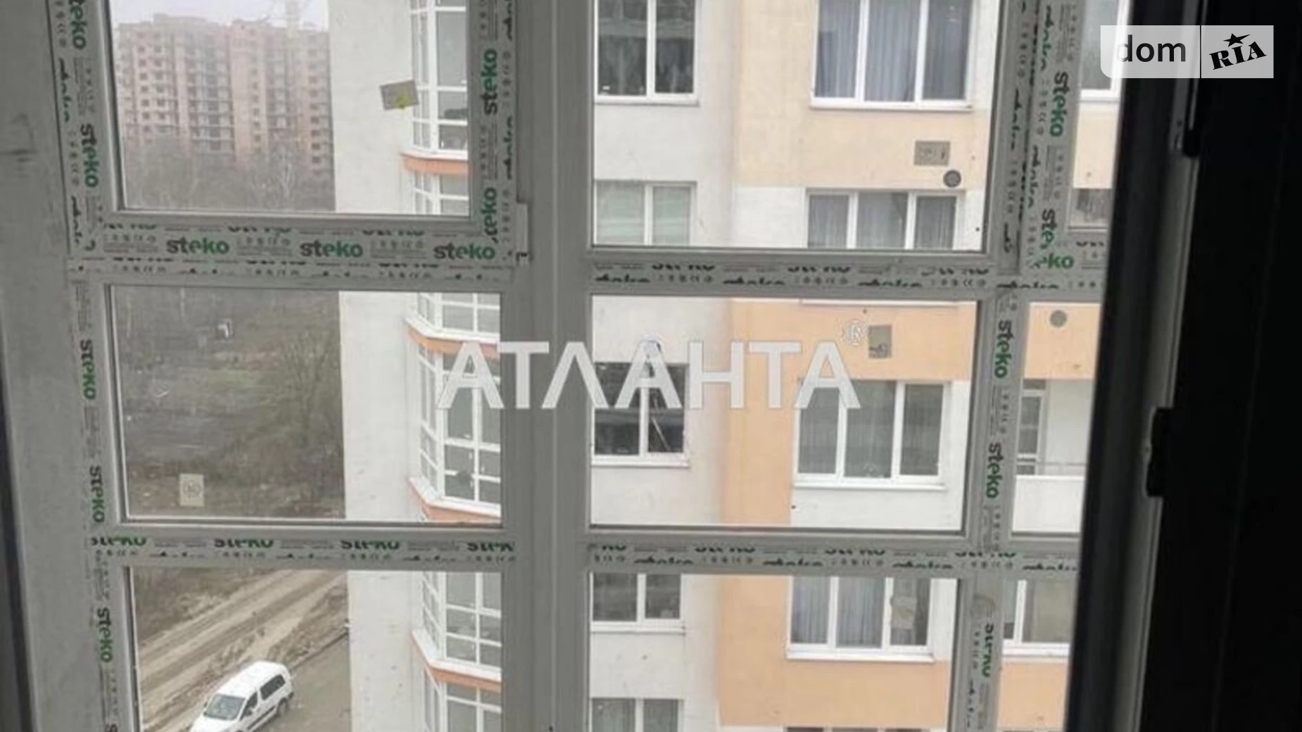 Продается 1-комнатная квартира 56 кв. м в Львове, ул. Величковского - фото 4