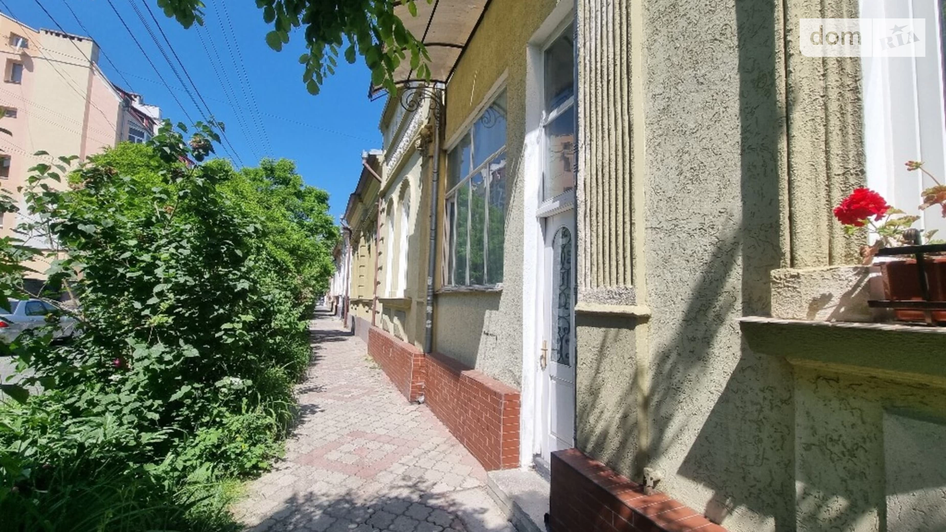 Продается 2-комнатная квартира 61 кв. м в Ивано-Франковске, ул. Коперника