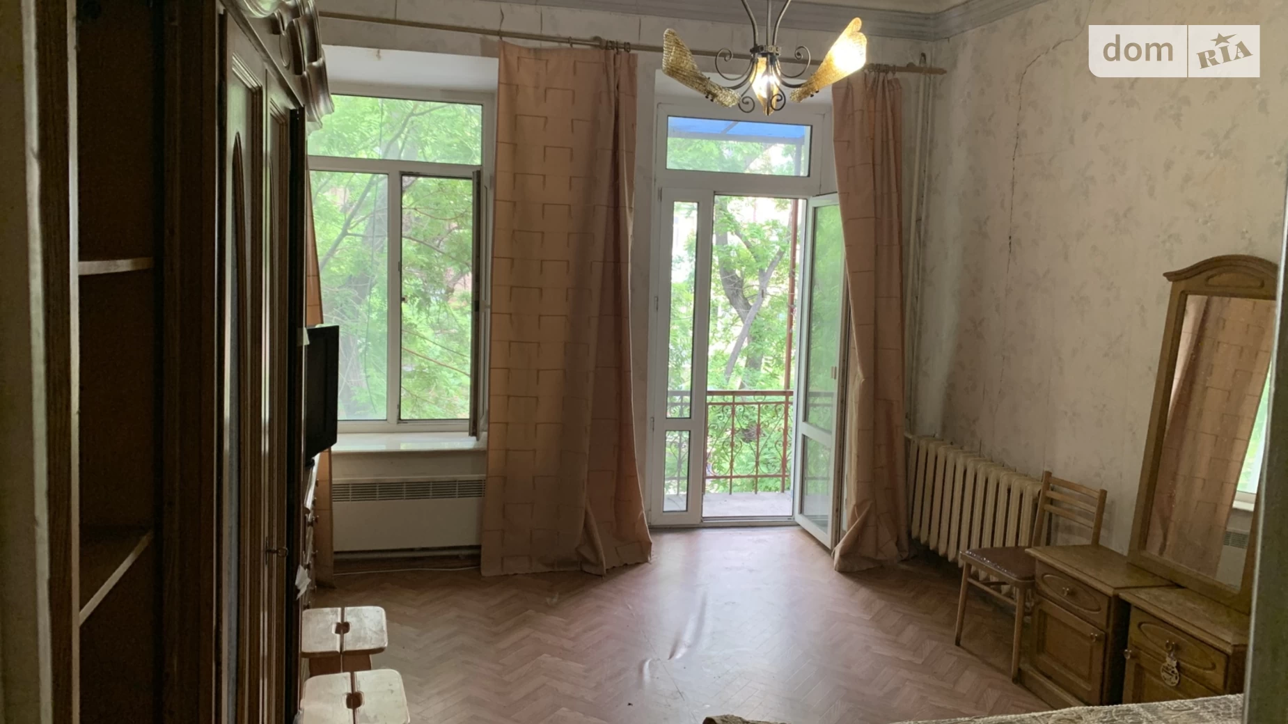 Продається 5-кімнатна квартира 127 кв. м у Одесі, вул. Троїцька