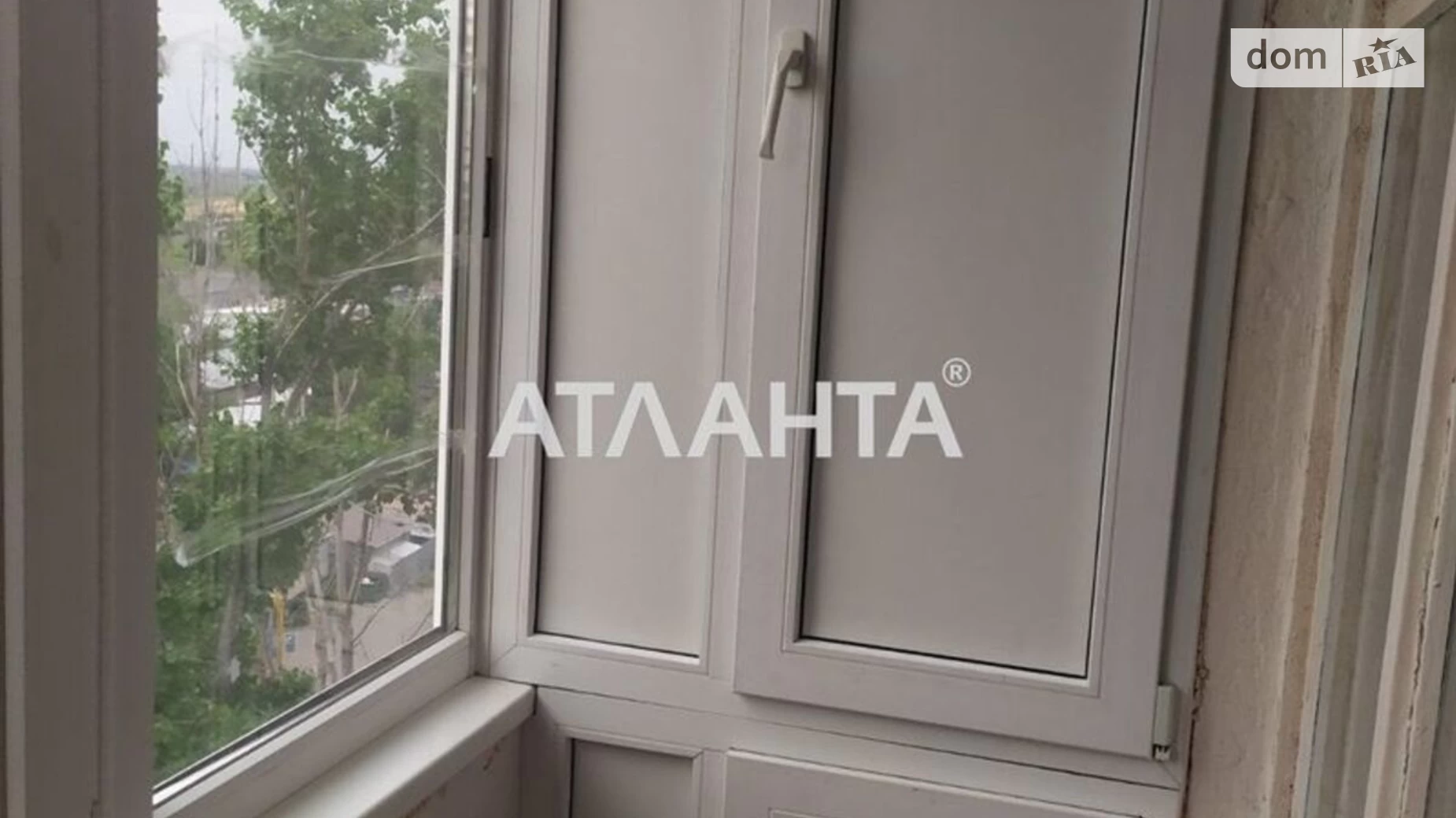 Продається 1-кімнатна квартира 34 кв. м у Одесі, вул. Жоліо-Кюрі