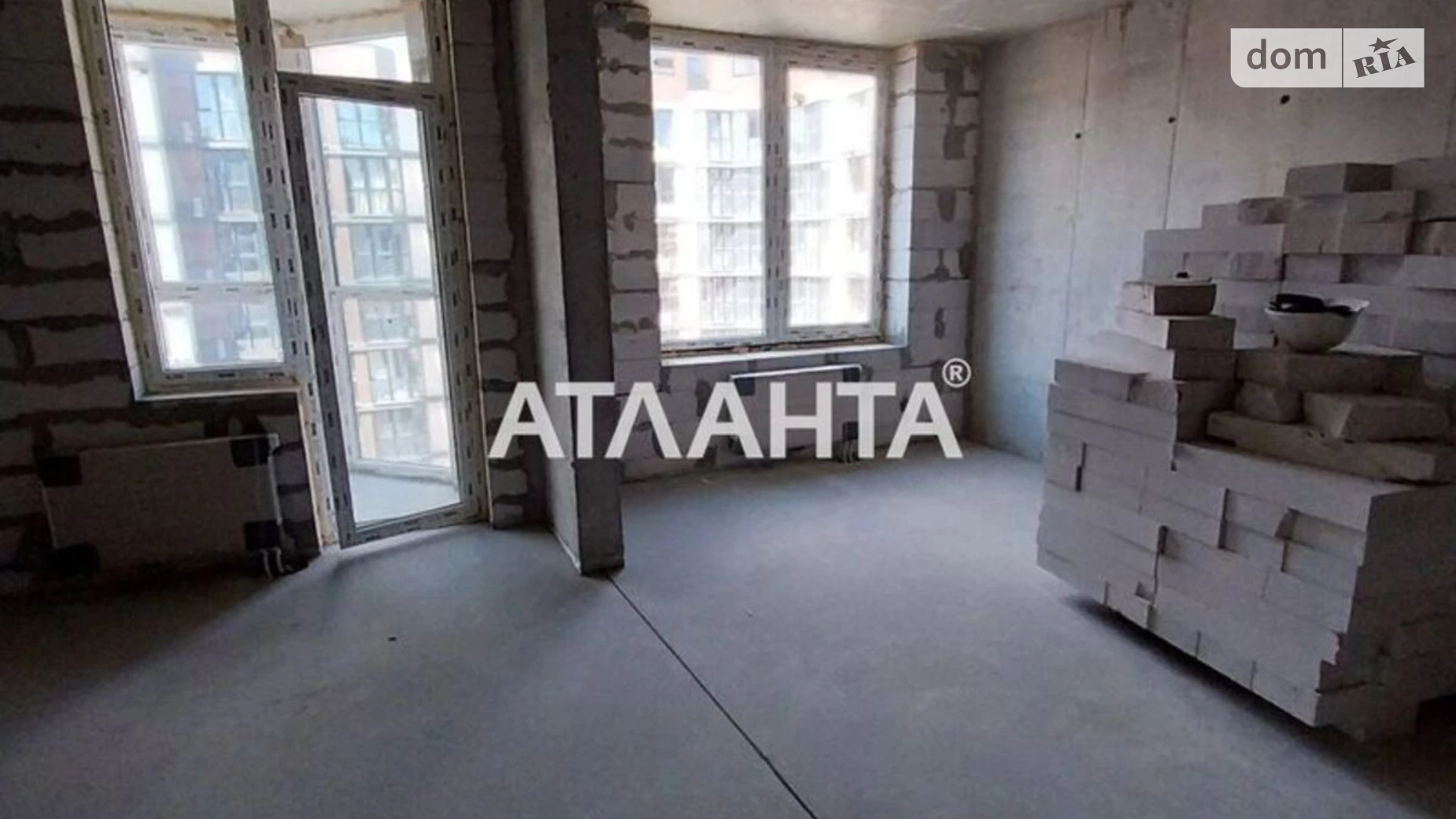 Продається 2-кімнатна квартира 68.1 кв. м у Одесі, вул. Прохоровська