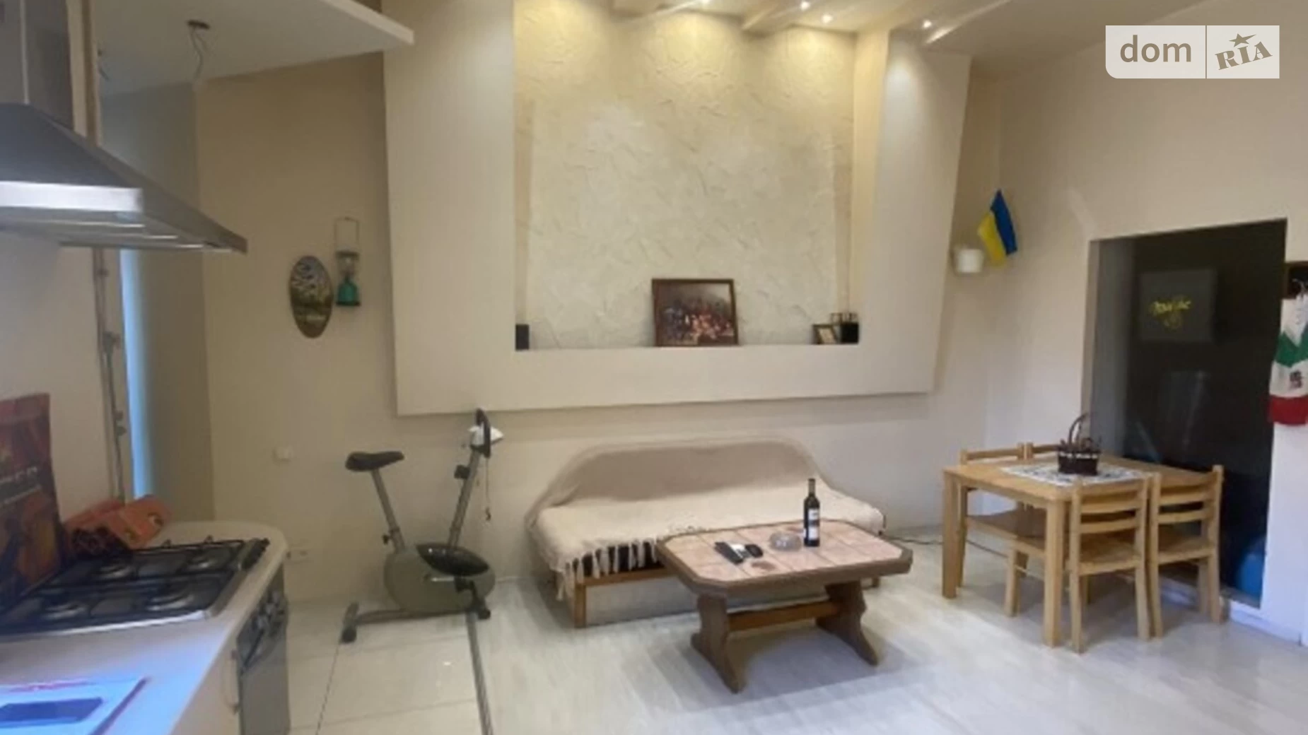 Продается 3-комнатная квартира 73 кв. м в Одессе, ул. Жуковского, 23 - фото 2