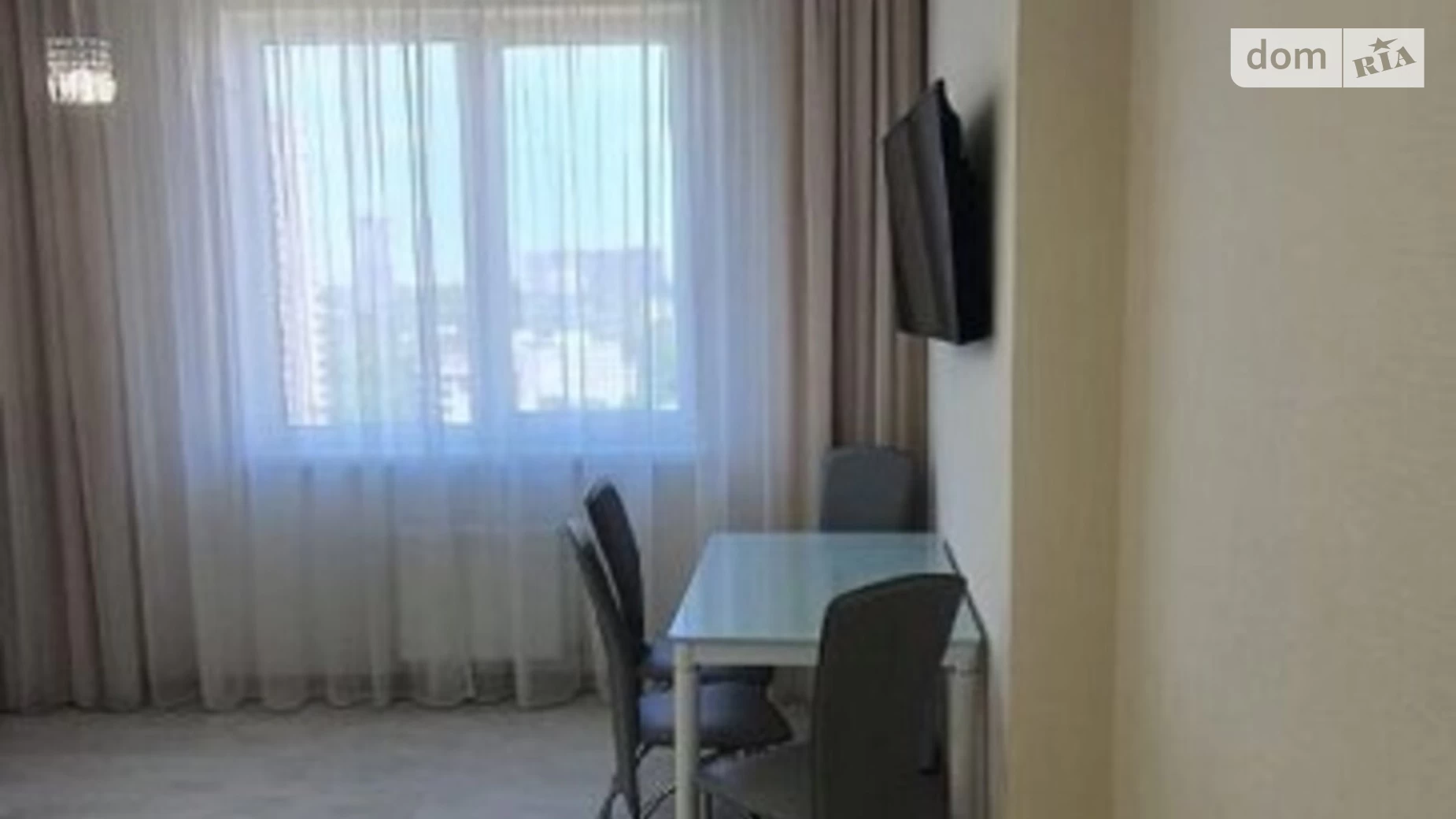 Продается 1-комнатная квартира 46 кв. м в Одессе, ул. Генуэзская, 3В