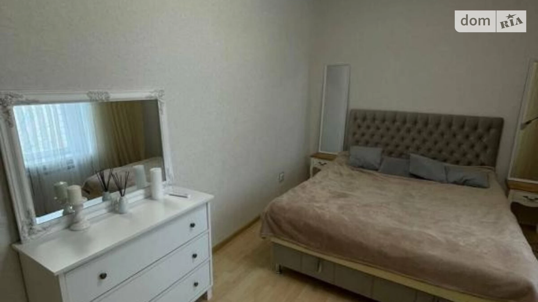 Продается 2-комнатная квартира 67 кв. м в Киеве, ул. Васильковская, 18 - фото 2