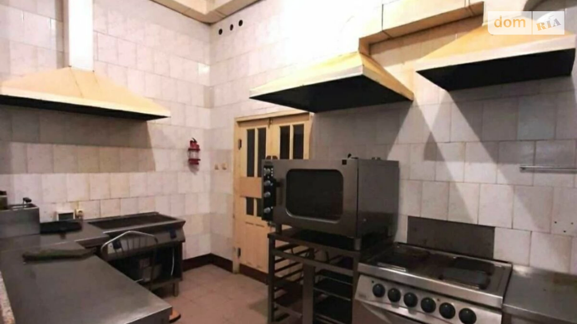 Сдается в аренду объект сферы услуг 250 кв. м в 2-этажном здании, цена: 2300 $ - фото 3