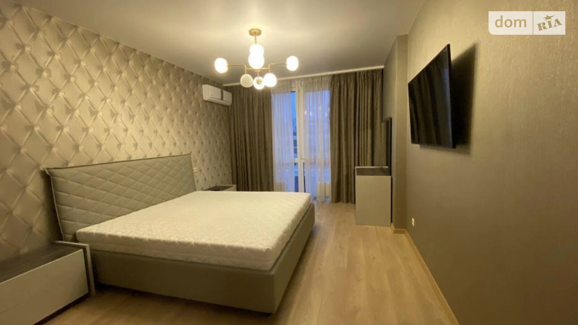 Продается 3-комнатная квартира 81 кв. м в Киеве, ул. Златоустовская, 34 - фото 2