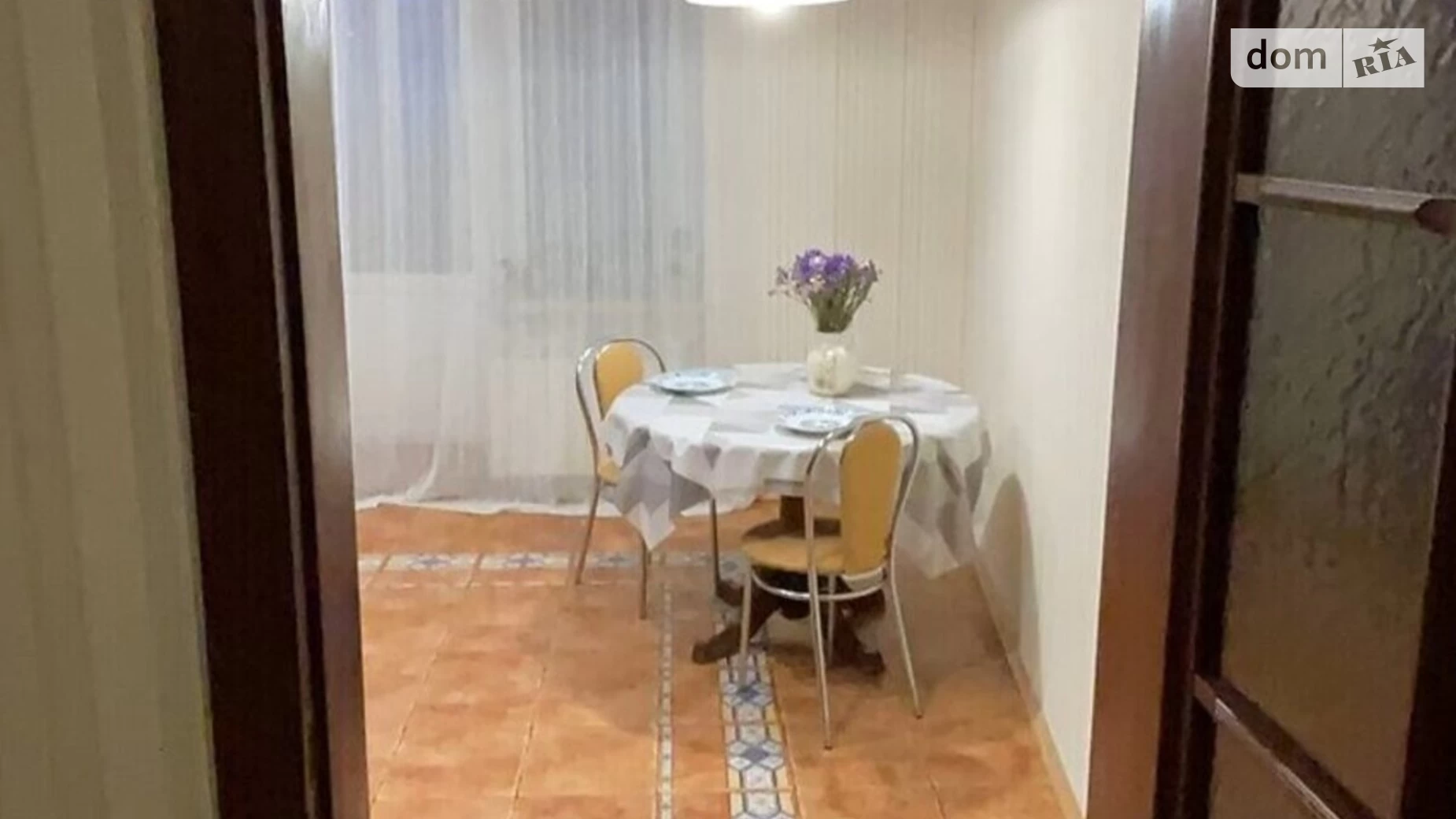 Продается 3-комнатная квартира 101 кв. м в Киеве, ул. Анны Ахматовой, 9-18