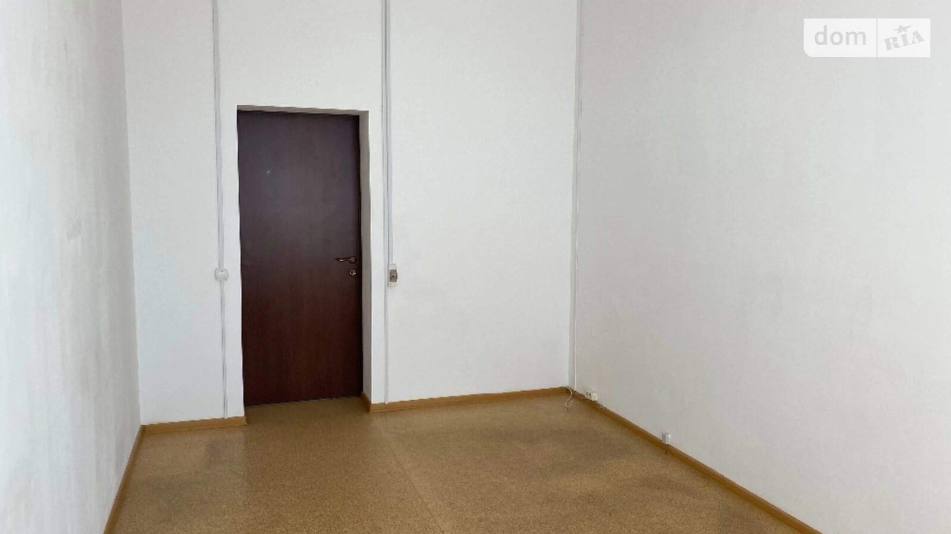 Сдается в аренду офис 16 кв. м в бизнес-центре, цена: 4000 грн - фото 4