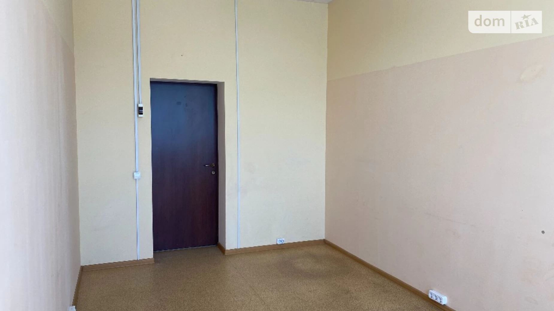 Сдается в аренду офис 16 кв. м в бизнес-центре, цена: 4000 грн - фото 4