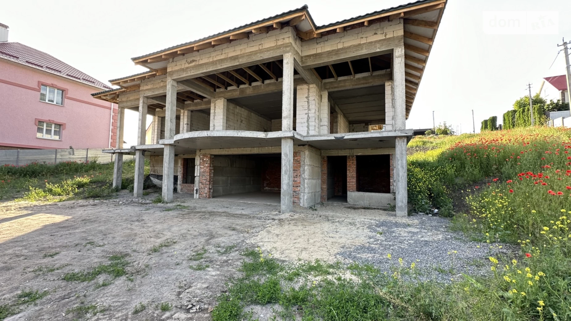 Продается дом на 2 этажа 238 кв. м с подвалом, цена: 145000 $ - фото 4