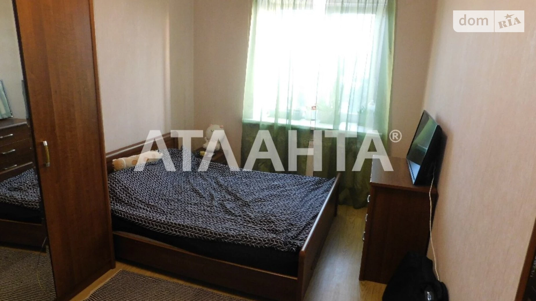 Продается 2-комнатная квартира 77 кв. м в Одессе, ул. Мечникова