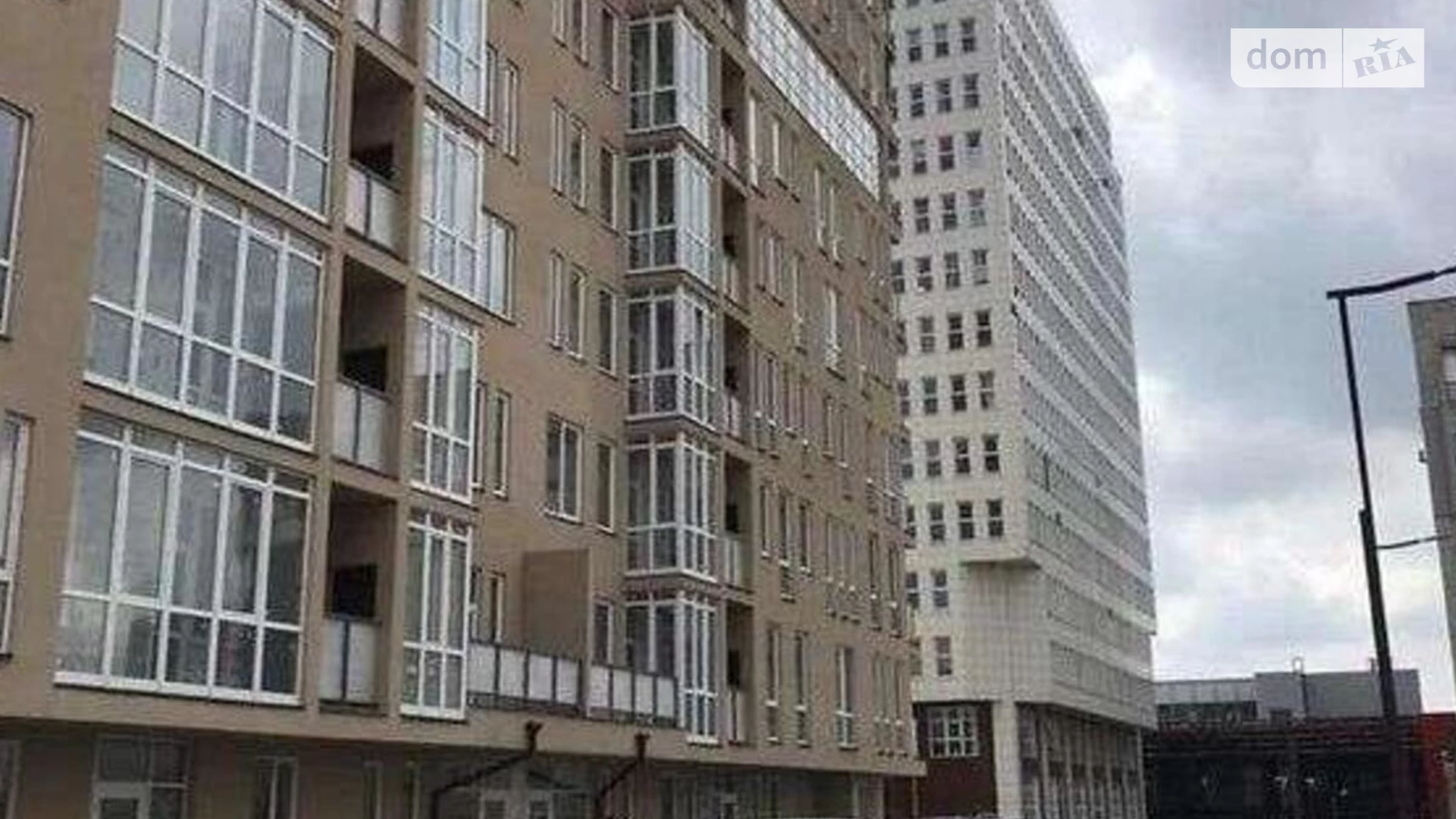 Продается 1-комнатная квартира 54 кв. м в Харькове, ул. Клочковская, 117 - фото 2