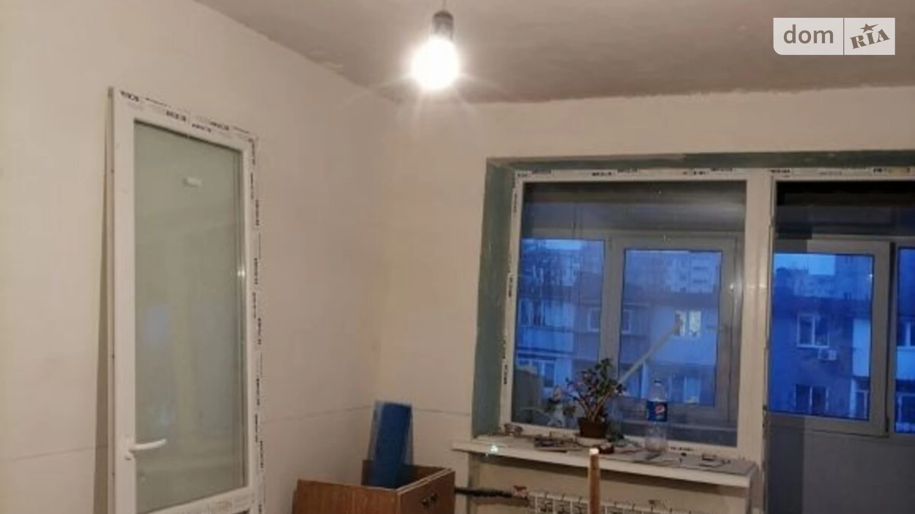 Продается 2-комнатная квартира 45 кв. м в Одессе, просп. Добровольского, 149 - фото 2