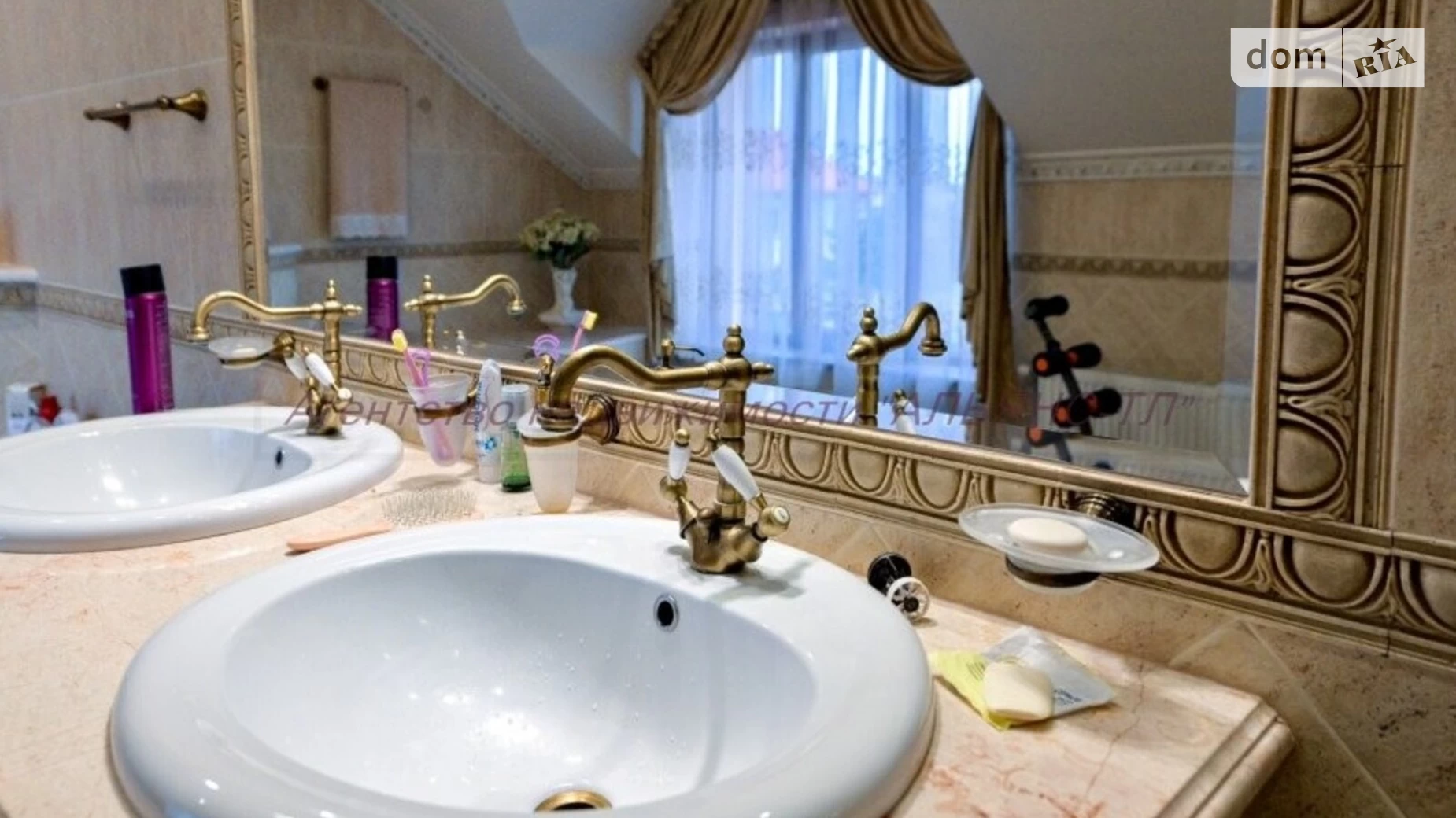 Продается дом на 2 этажа 405 кв. м с гаражом, цена: 385000 $ - фото 3