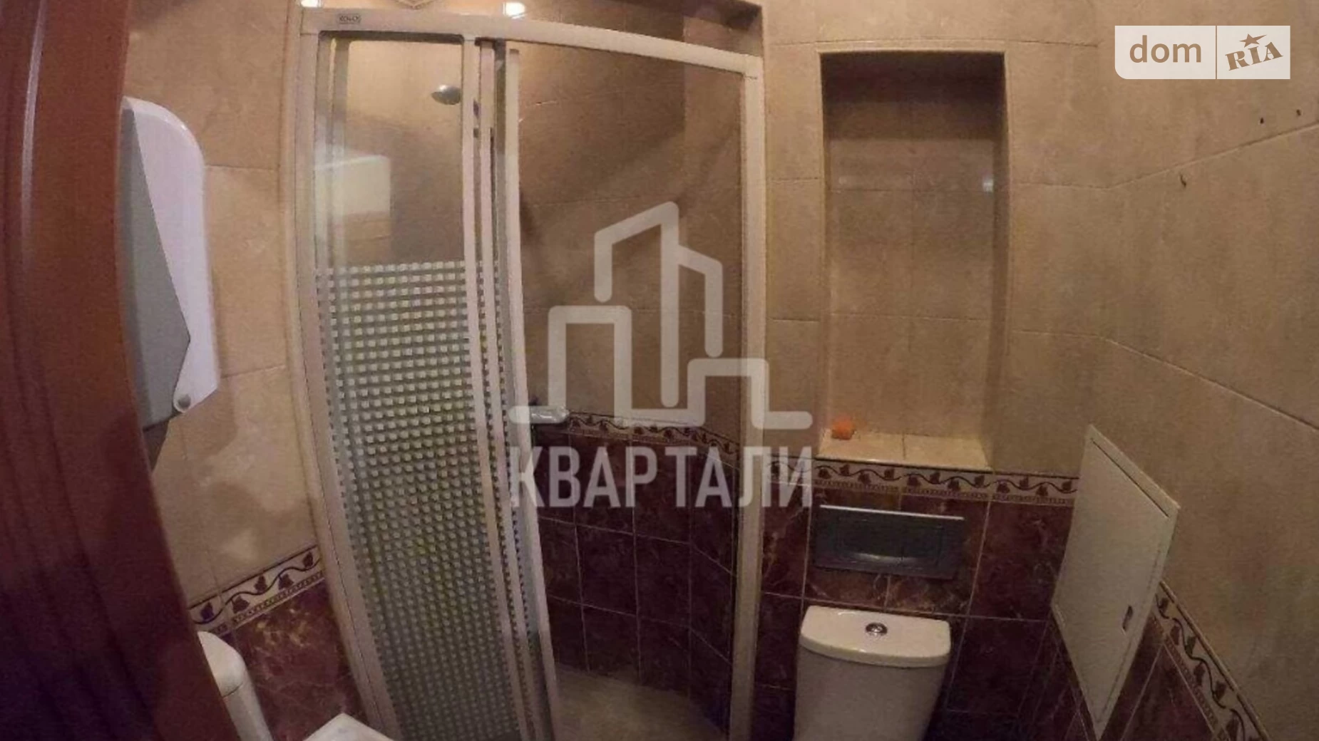 Продается 3-комнатная квартира 94 кв. м в Киеве, ул. Павловская, 18