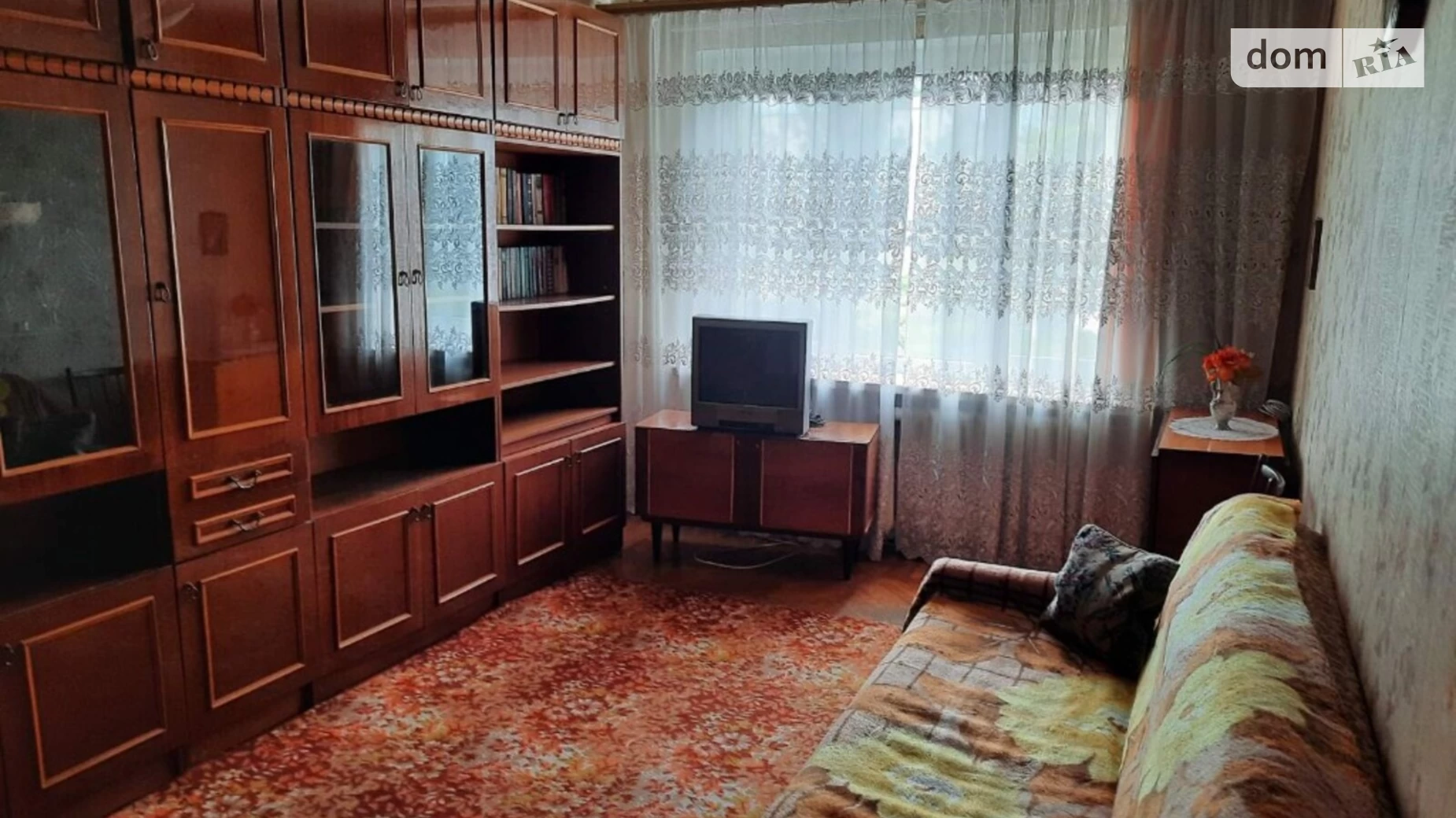 Продається 3-кімнатна квартира 55 кв. м у Одесі, вул. Академіка Філатова, 90