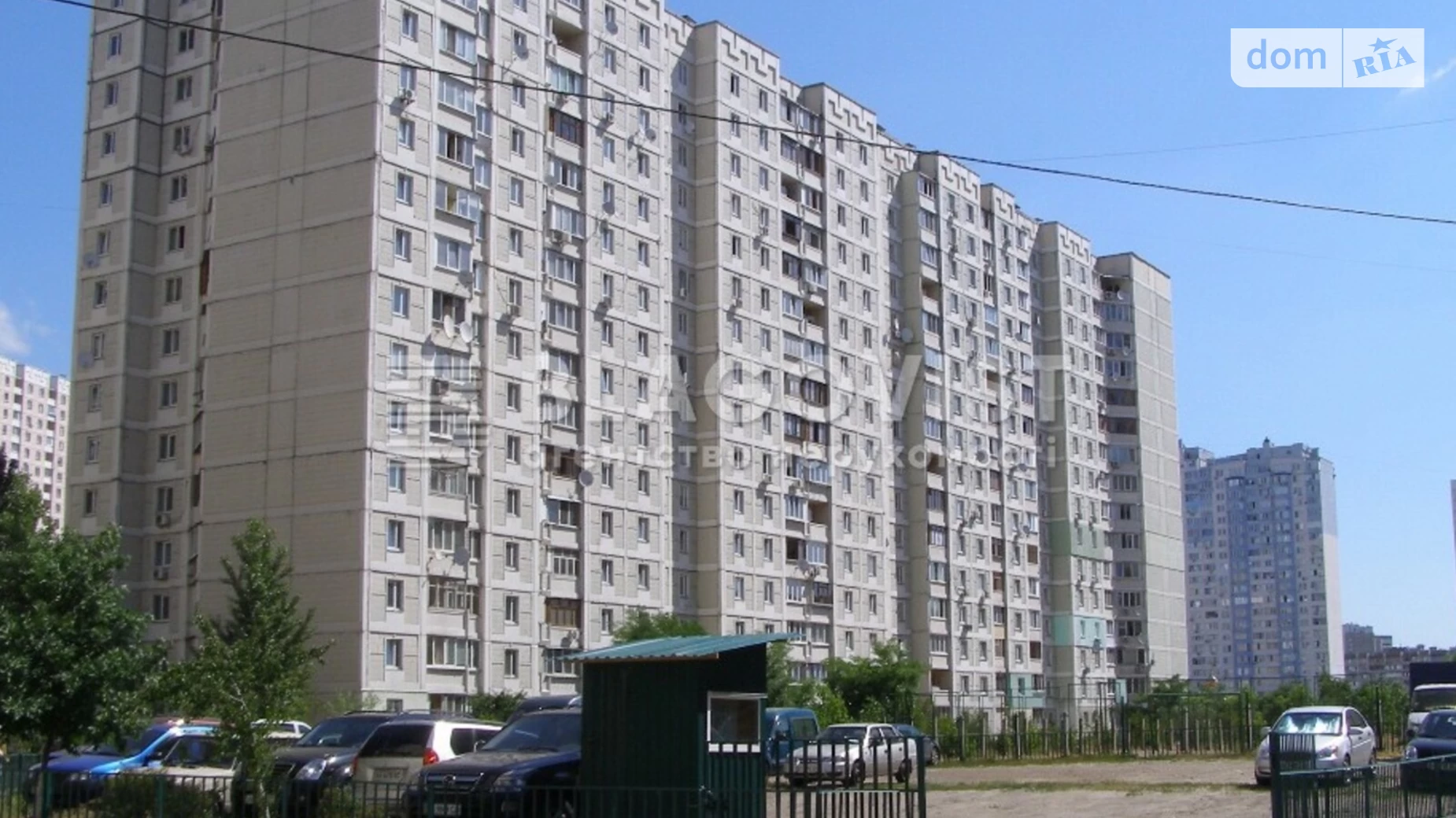 Продається 3-кімнатна квартира 93 кв. м у Києві, просп. Петра Григоренка, 1А