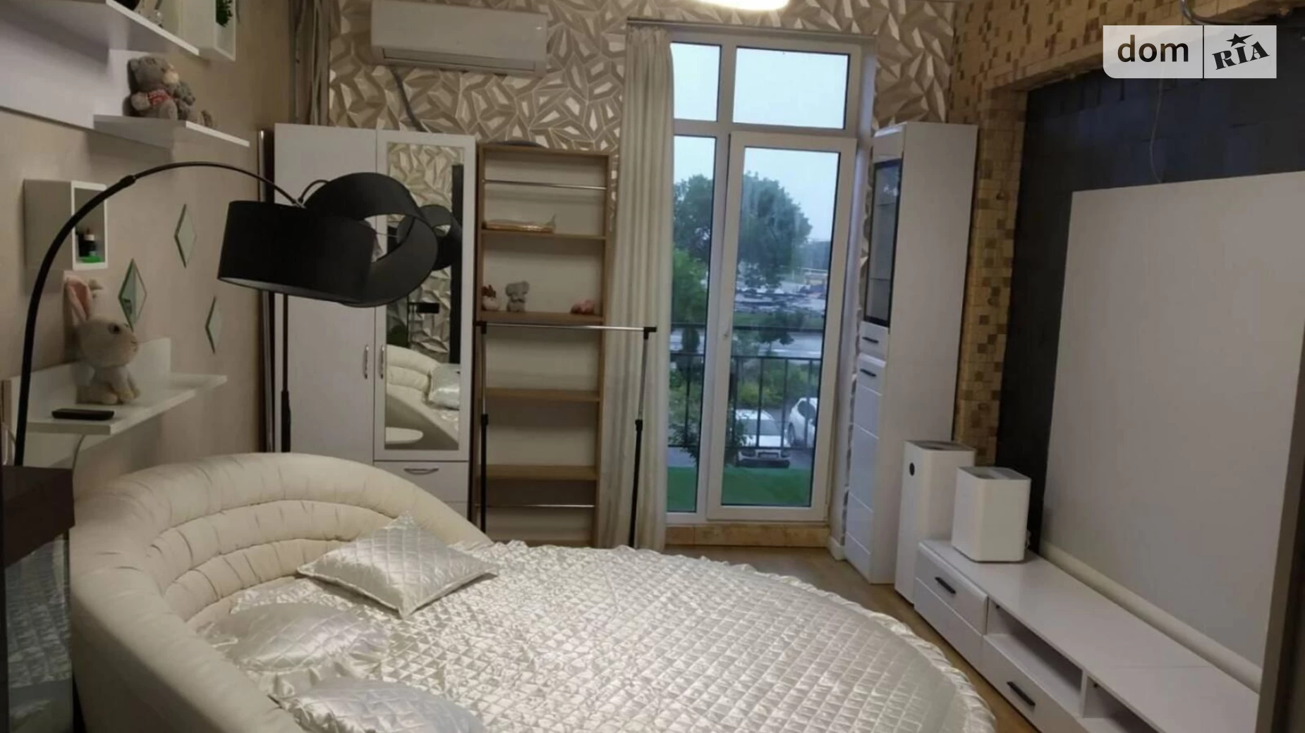 Продается 2-комнатная квартира 73 кв. м в Фонтанке, ул. Грецкая - фото 2