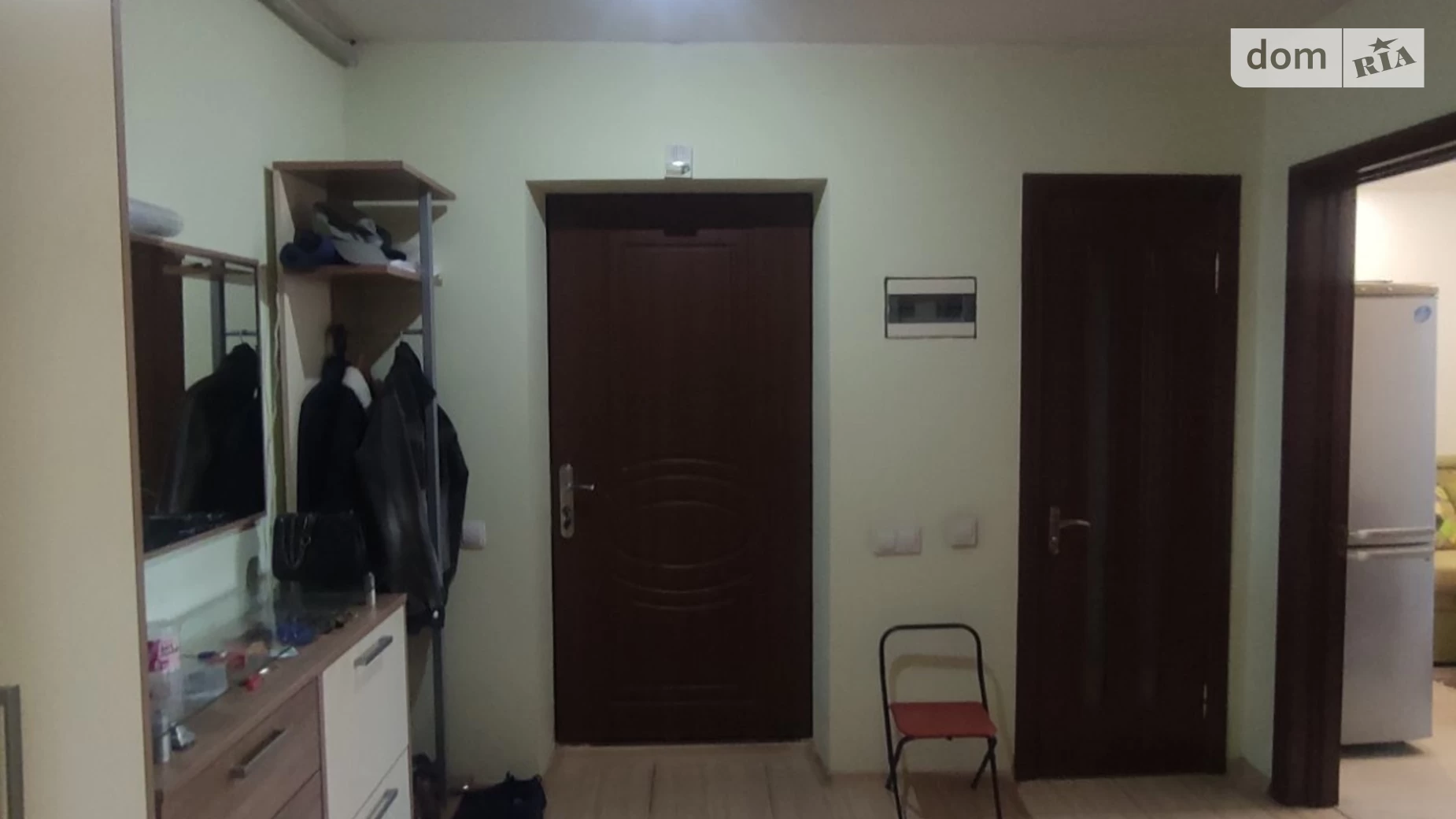 Продається 2-кімнатна квартира 82 кв. м у Одесі, вул. Костанді, 201
