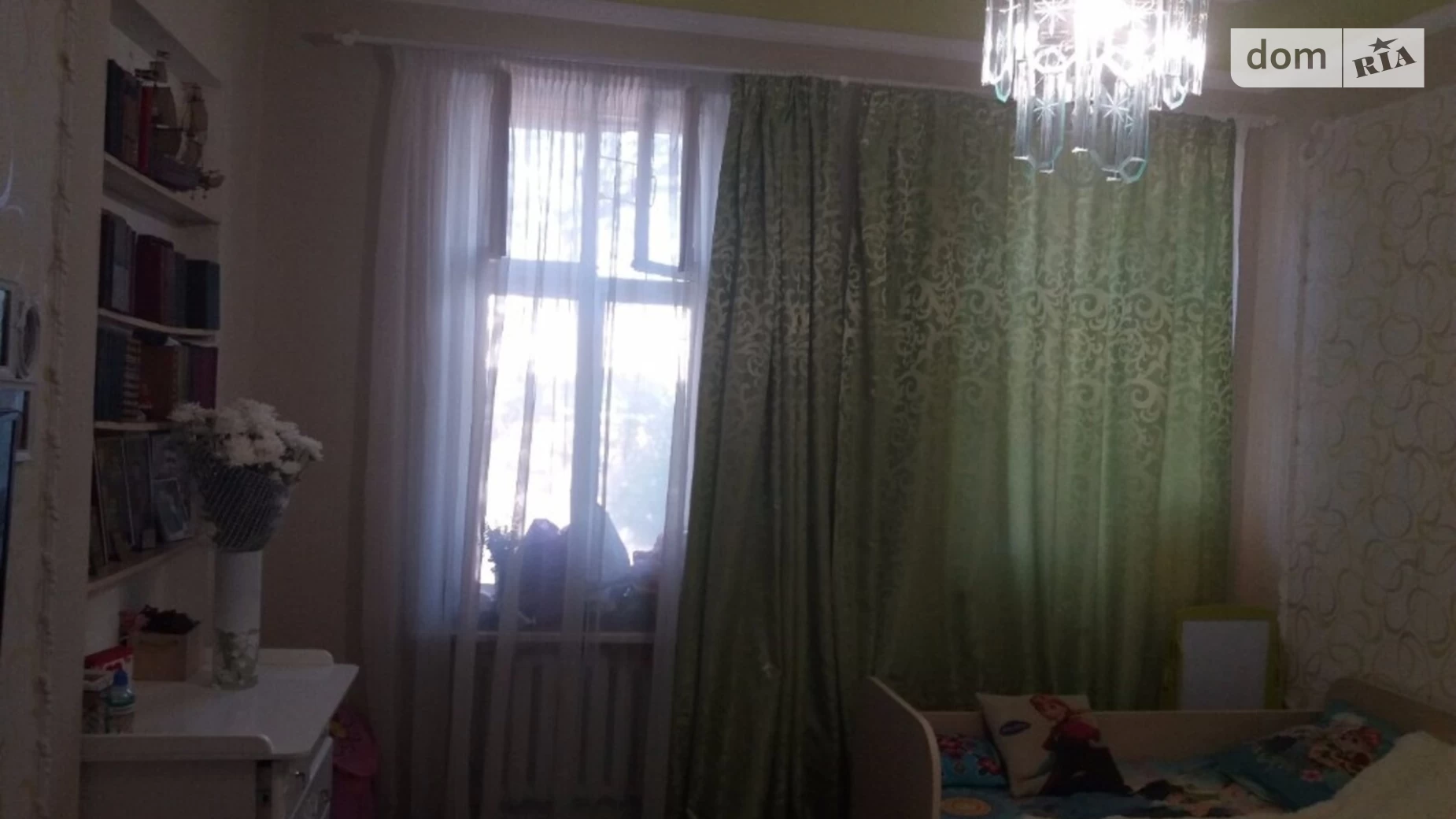 Продается 4-комнатная квартира 76 кв. м в Одессе, ул. Садиковская