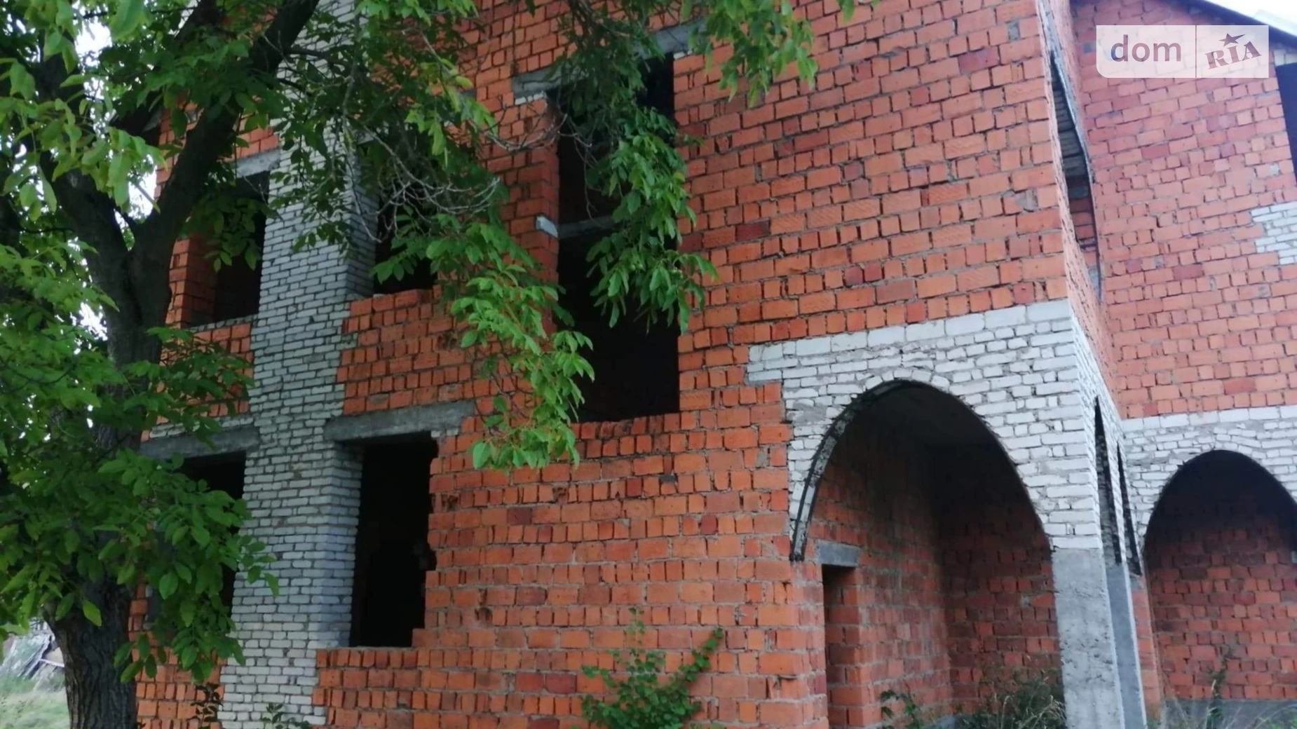 Продается дом на 2 этажа 264 кв. м с участком, цена: 52559 $ - фото 2