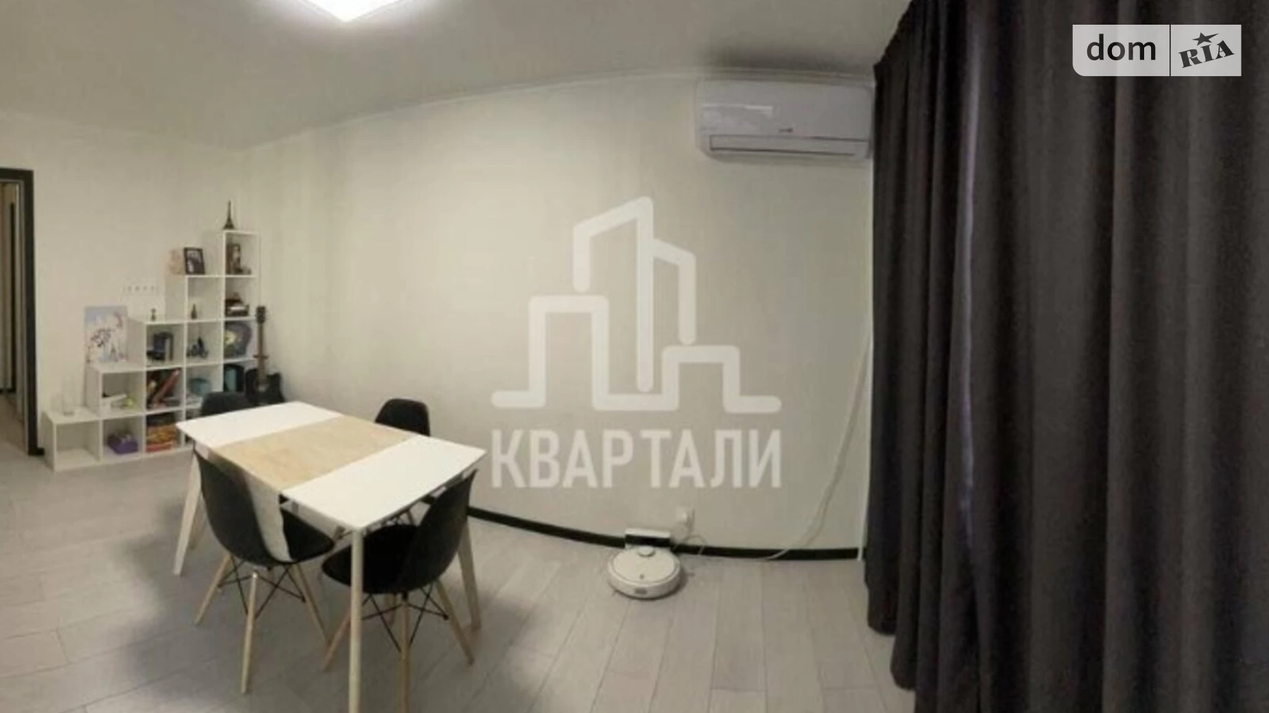 Продается 3-комнатная квартира 72 кв. м в Киеве, ул. Стадионная, 14
