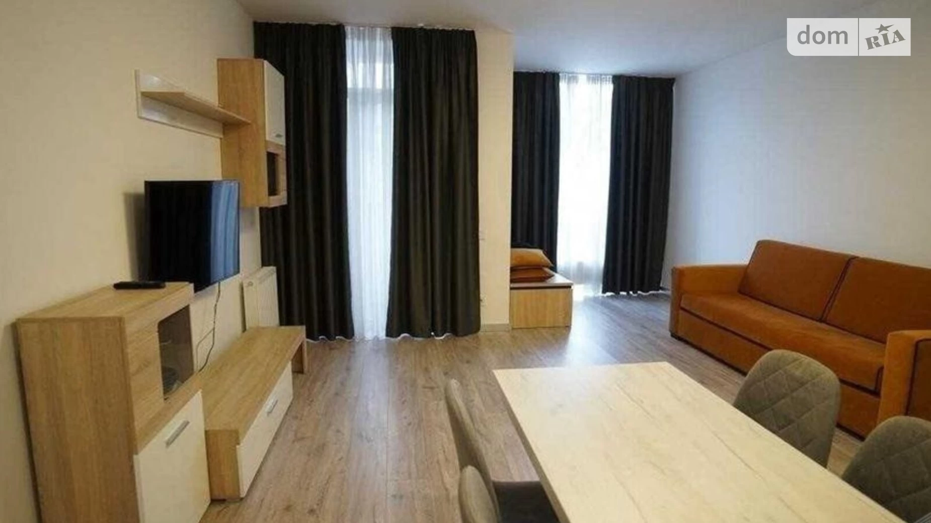 Продается 1-комнатная квартира 71 кв. м в Киеве, ул. Ростиславська(Маршала Рыбалко), 5Б