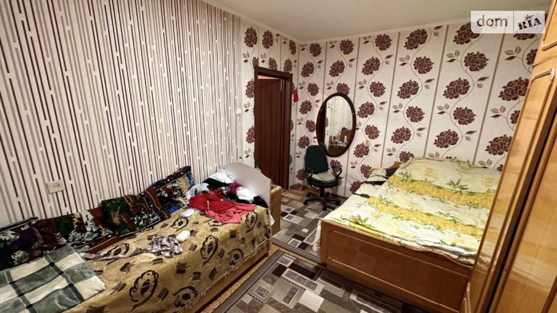 Продается 5-комнатная квартира 98 кв. м в Хмельницком, ул. Зализняка Максима