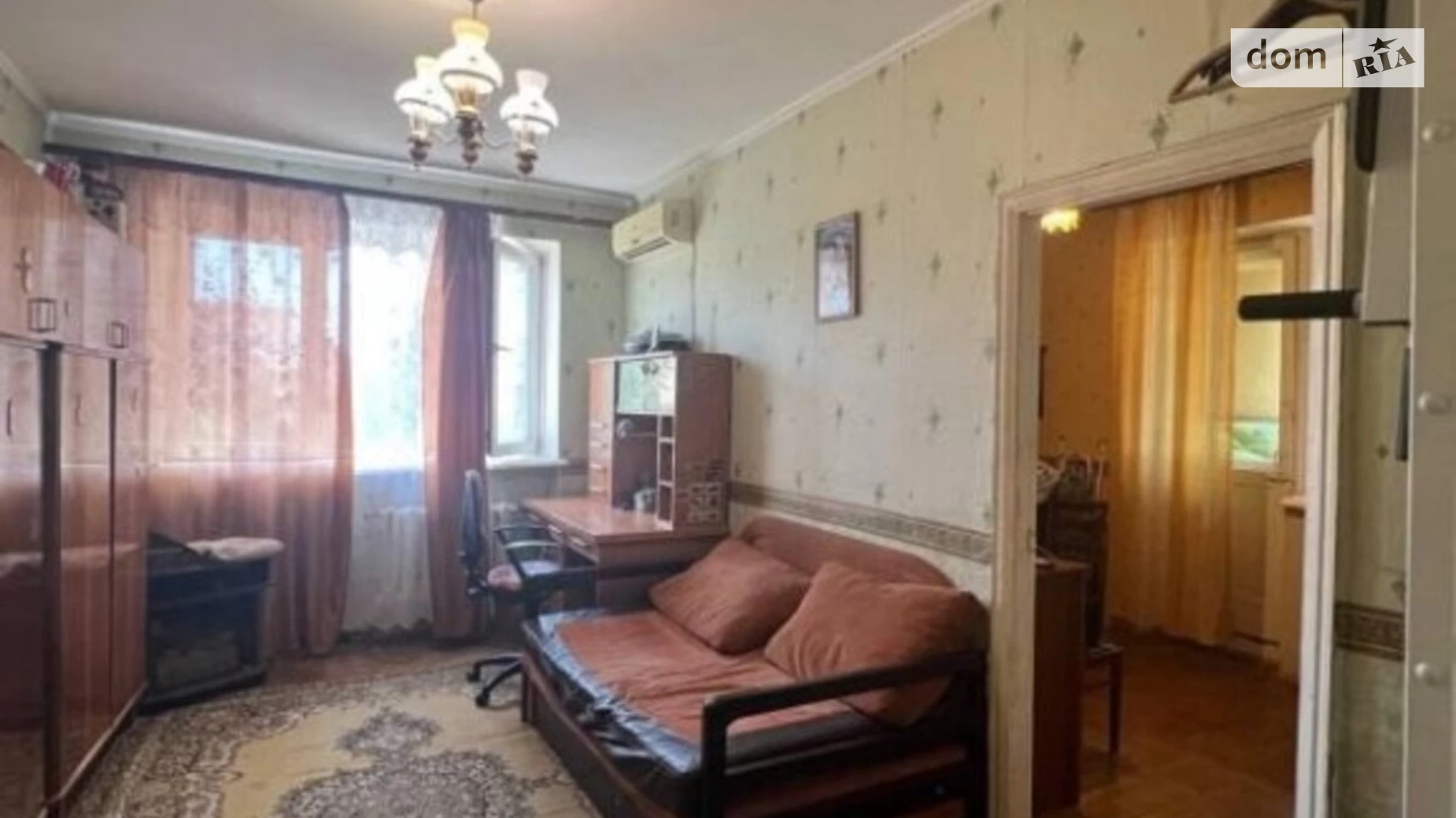 Продається 2-кімнатна квартира 40 кв. м у Одесі, Фонтанська дор.