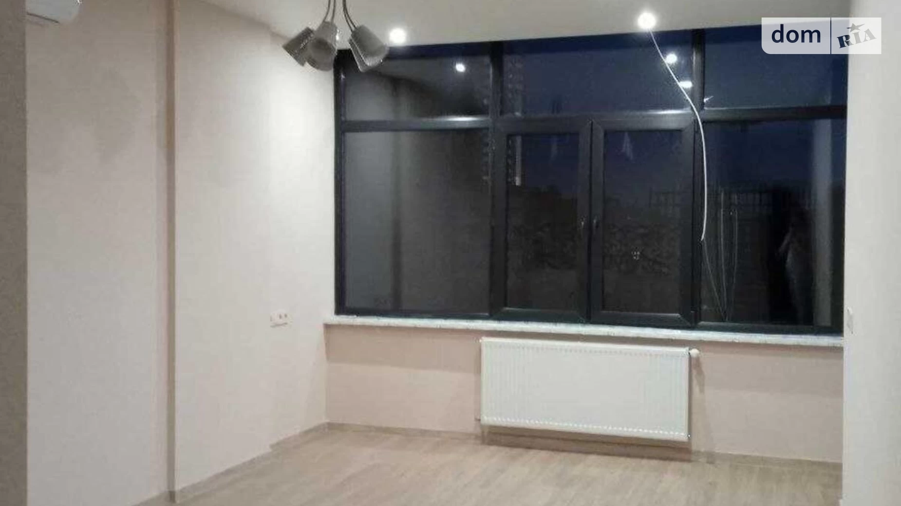 Продается 1-комнатная квартира 28 кв. м в Харькове