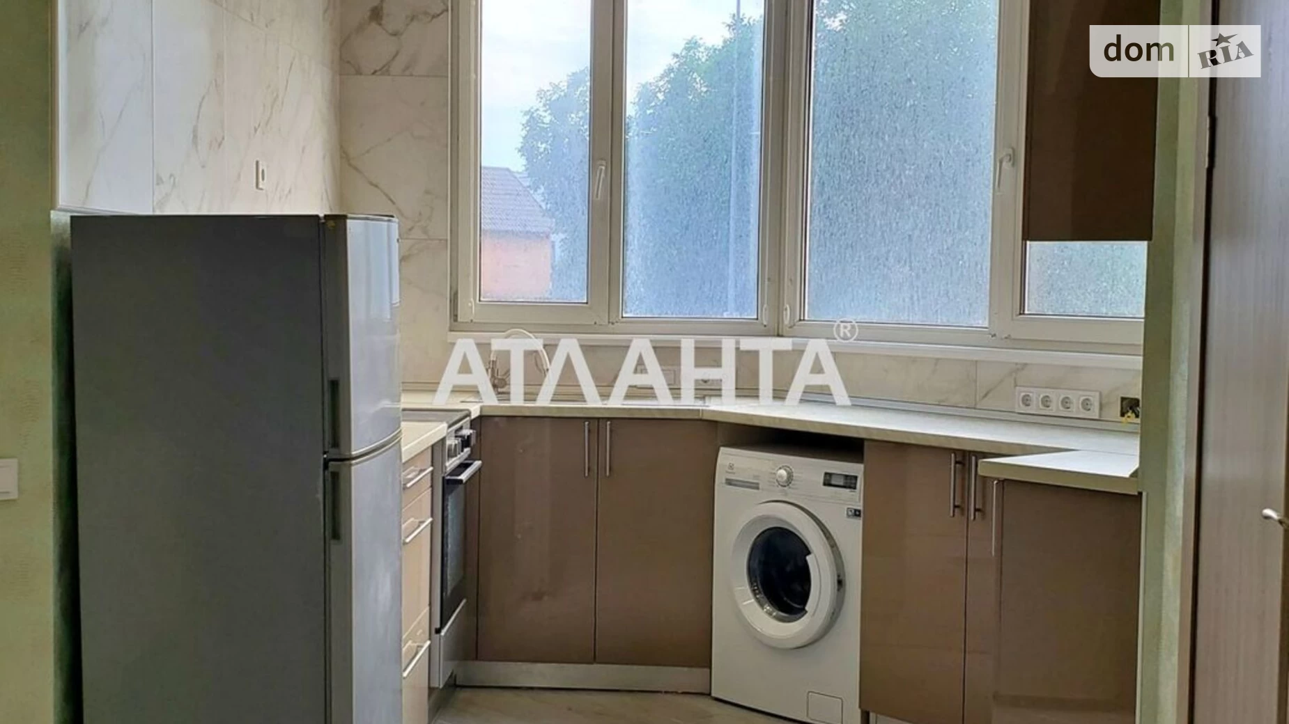 Продается 2-комнатная квартира 52.1 кв. м в Одессе, ул. Жаботинского, 56А
