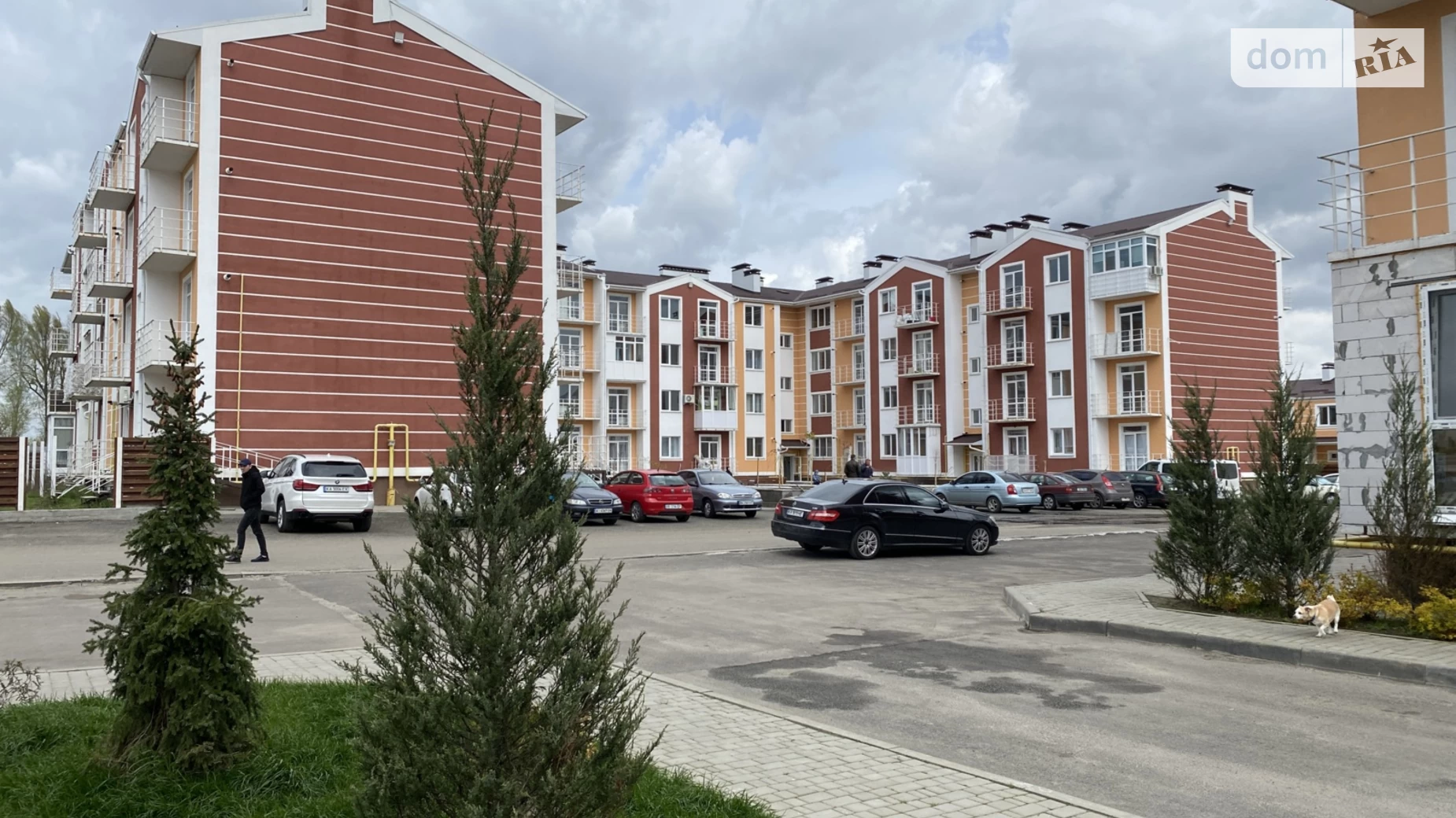 Продается 1-комнатная квартира 32.3 кв. м в Белогородке, ул. Гетьманская, 45