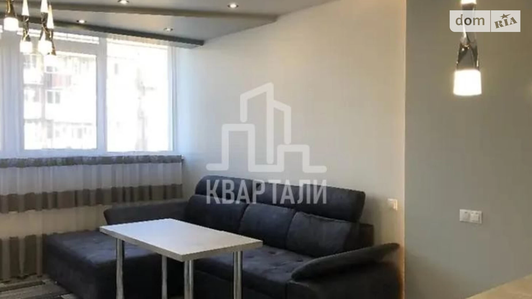 Продается 3-комнатная квартира 88 кв. м в Киеве, ул. Львовская, 15