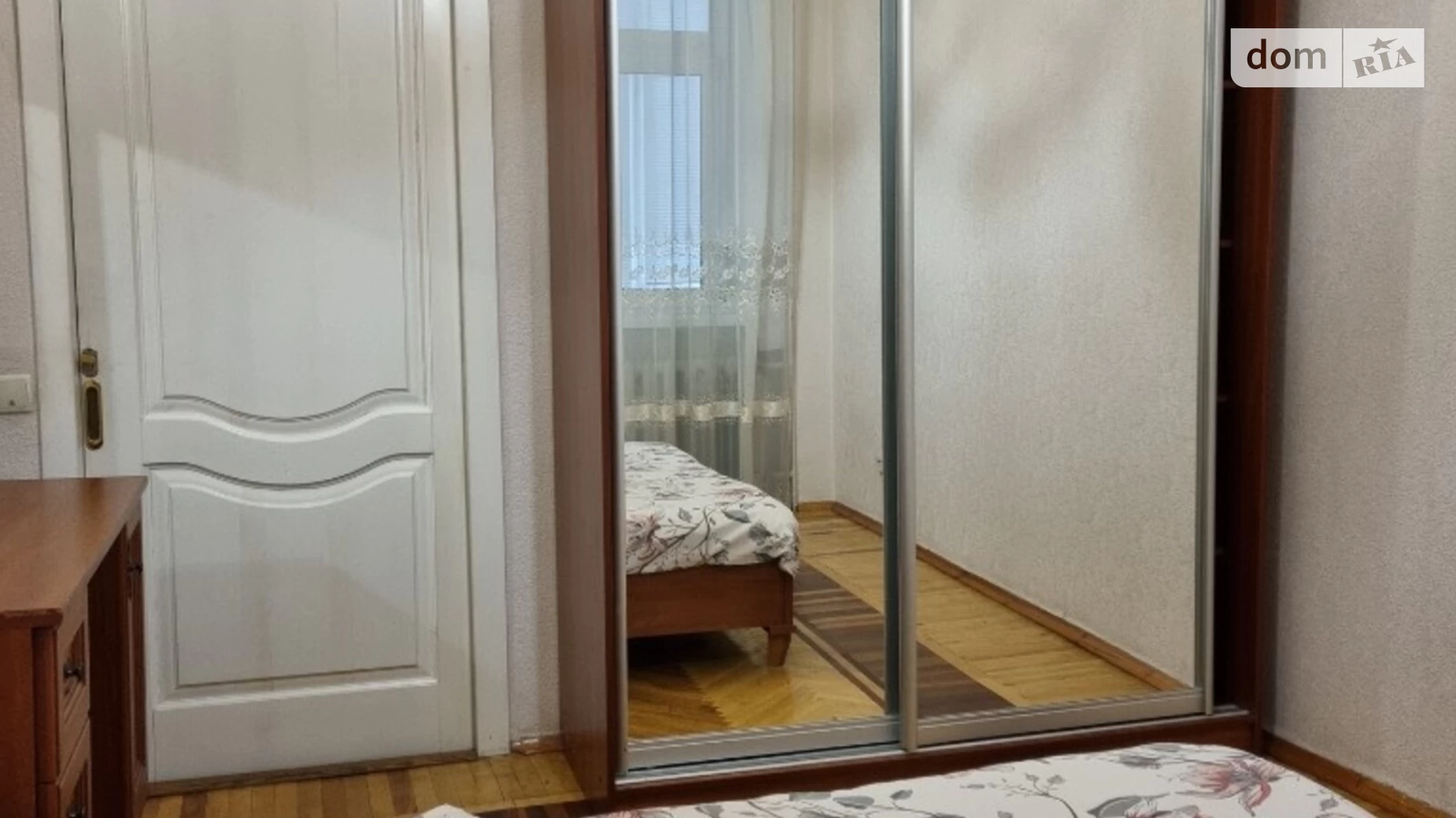 Продается 2-комнатная квартира 48 кв. м в Киеве, бул. Леси Украинки, 8 - фото 4