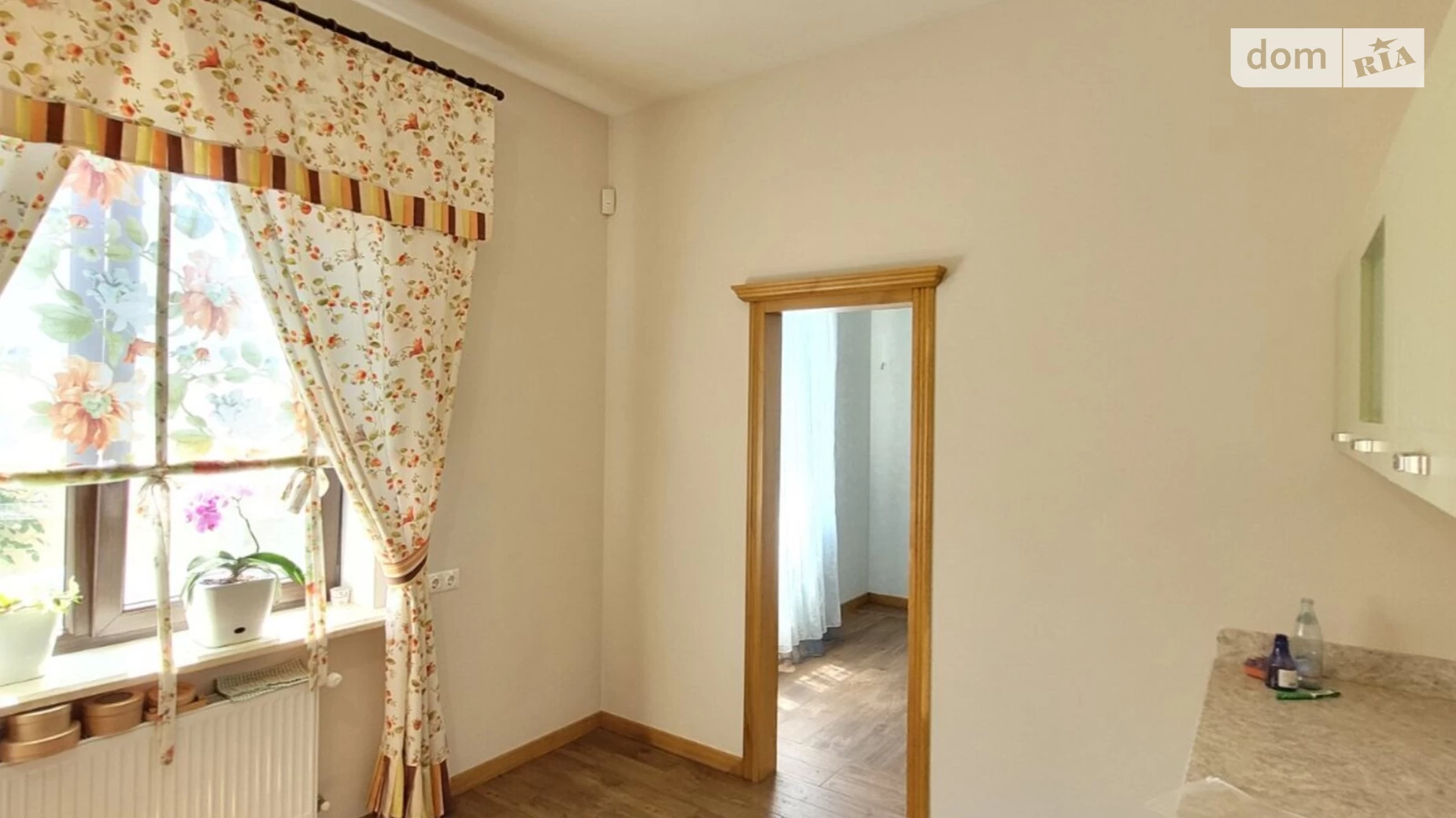 Продается дом на 2 этажа 224 кв. м с гаражом, цена: 399000 $ - фото 3